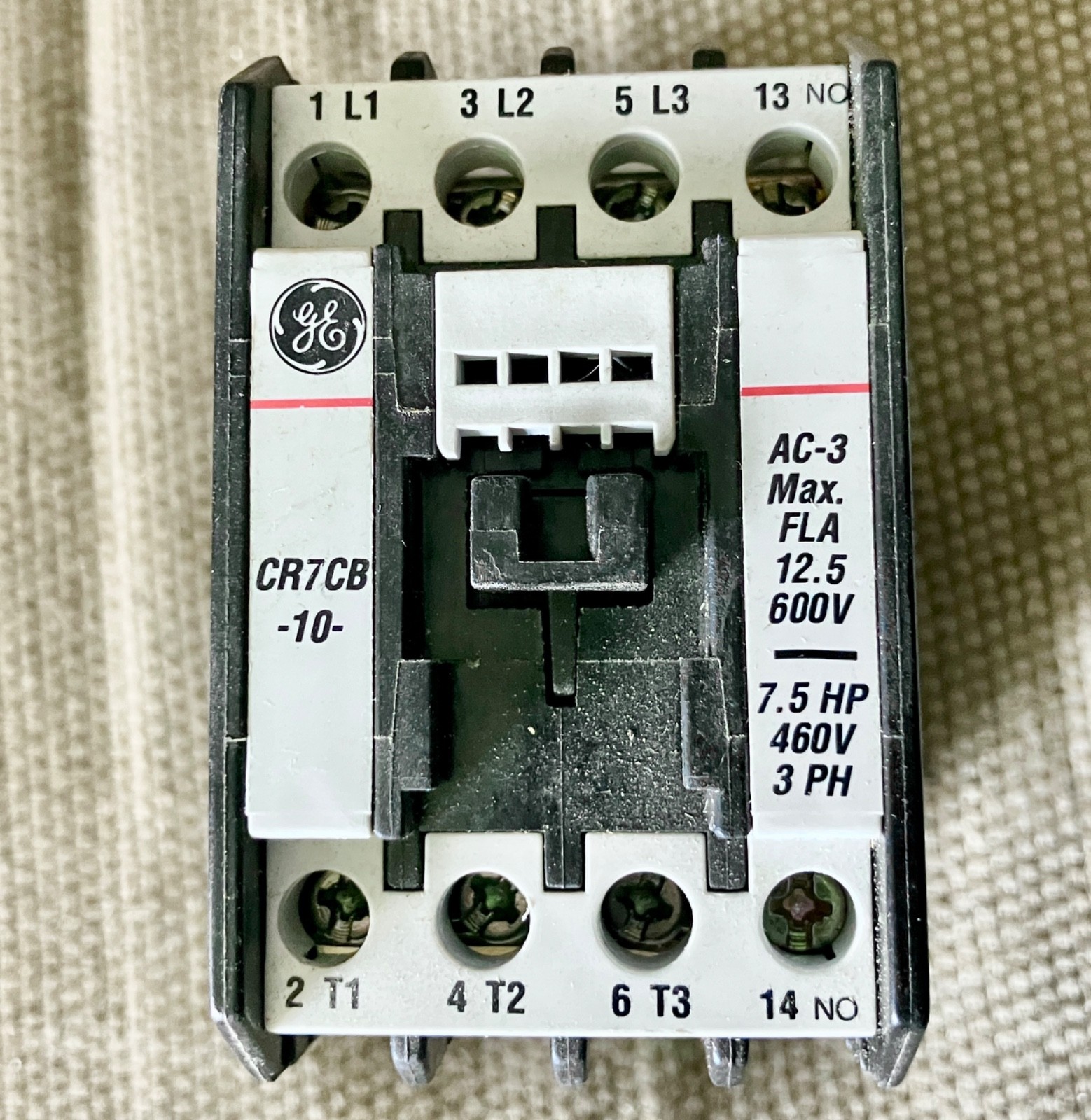 GE CR7CB – 10 SPECTRA 700 MAGNETIC CONNECTOR