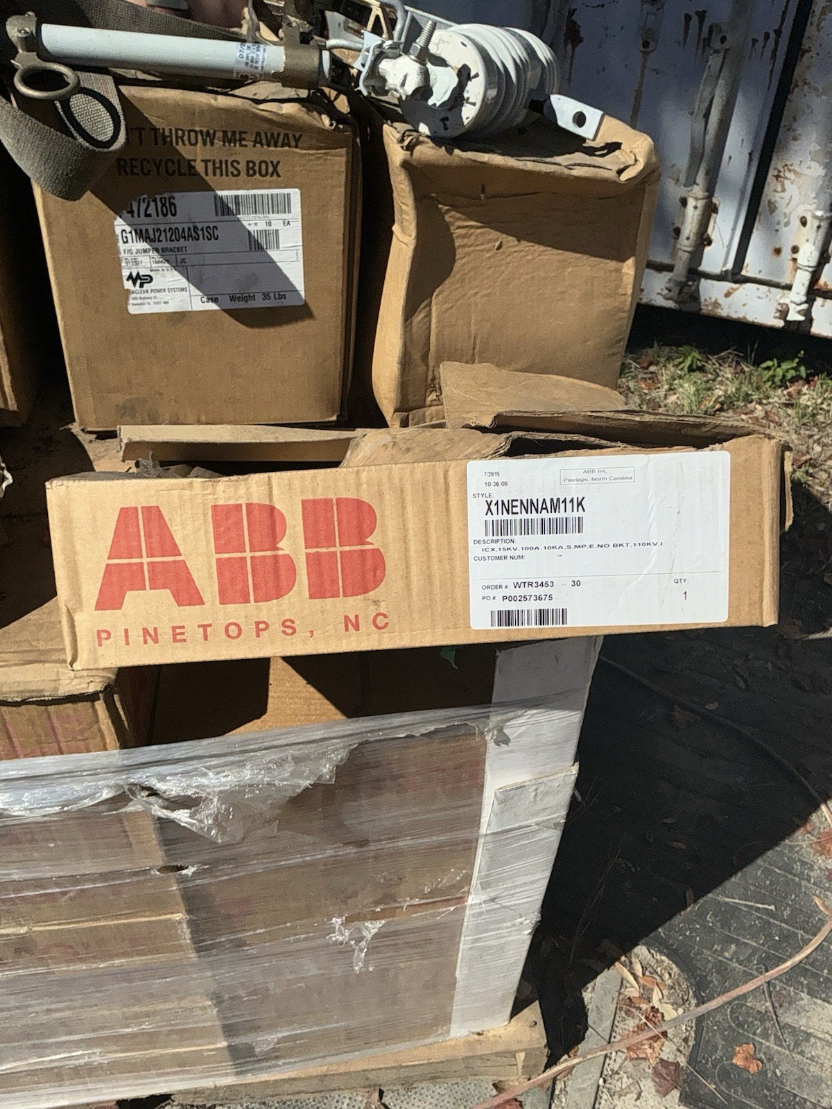 ABB OVERHEAD STANDARD CUTOUT 100A 15KV 10KA X1NENNAM11K