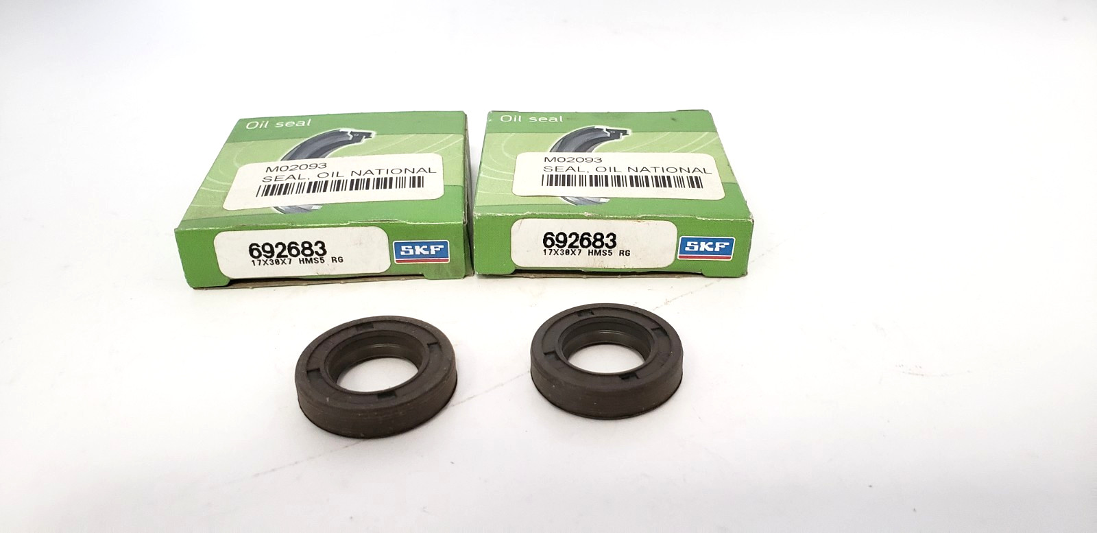 SKF 692683 OIL SEAL, 17mm x 30mm x 7mm, HMS5 (LOT OF 2) NIB
