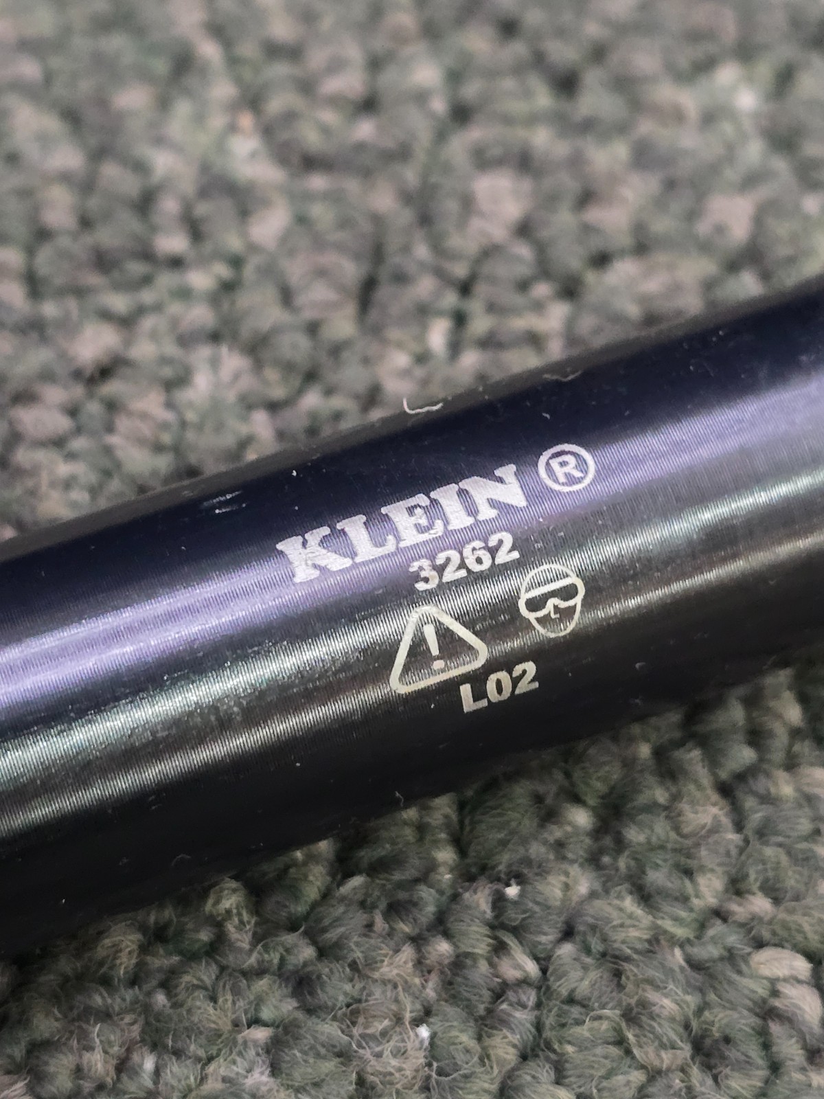 Klein Tools 3262 15/16-inch Barrel-Type Drift Pin 8-inch OAL x 1/2-inch Point