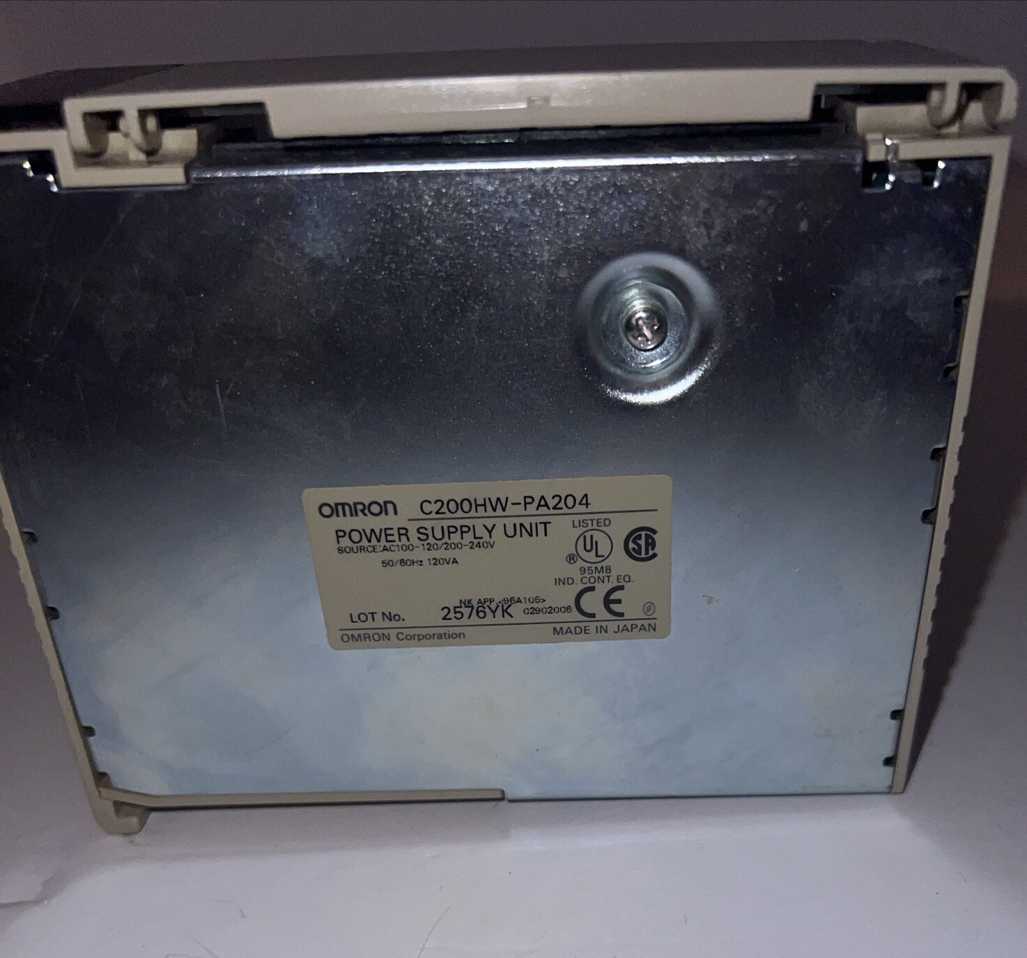 OMRON C200HW-PA204 POWER SUPPLY