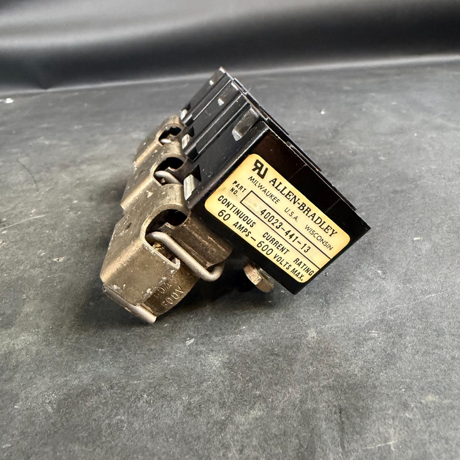 ALLEN BRADLEY 40023-441-13 FUSE BLOCK ($18 OBO)