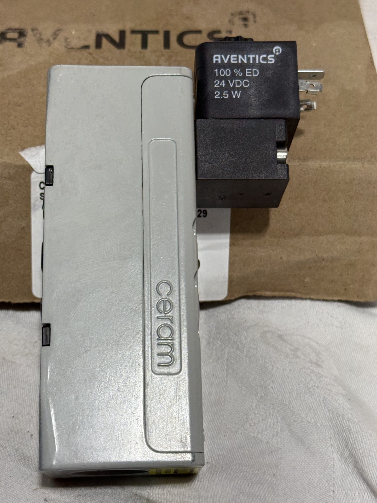 Aventics R432006441 Ceram Solenoid Valve Size 1 24VDC 5/2 Spring Return New NIOB