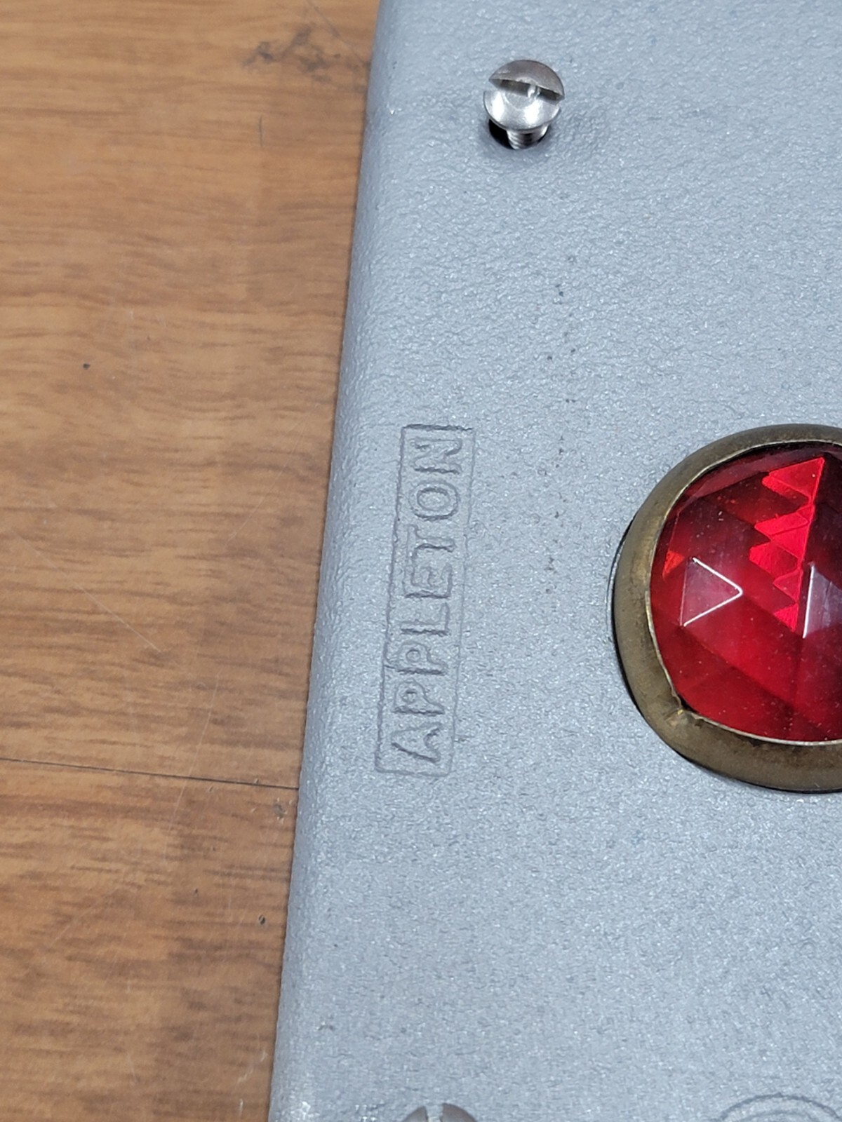 APPLETON ELECTRIC FSK-1-JCA Weatherproof Cover with Red Jewel 10L158