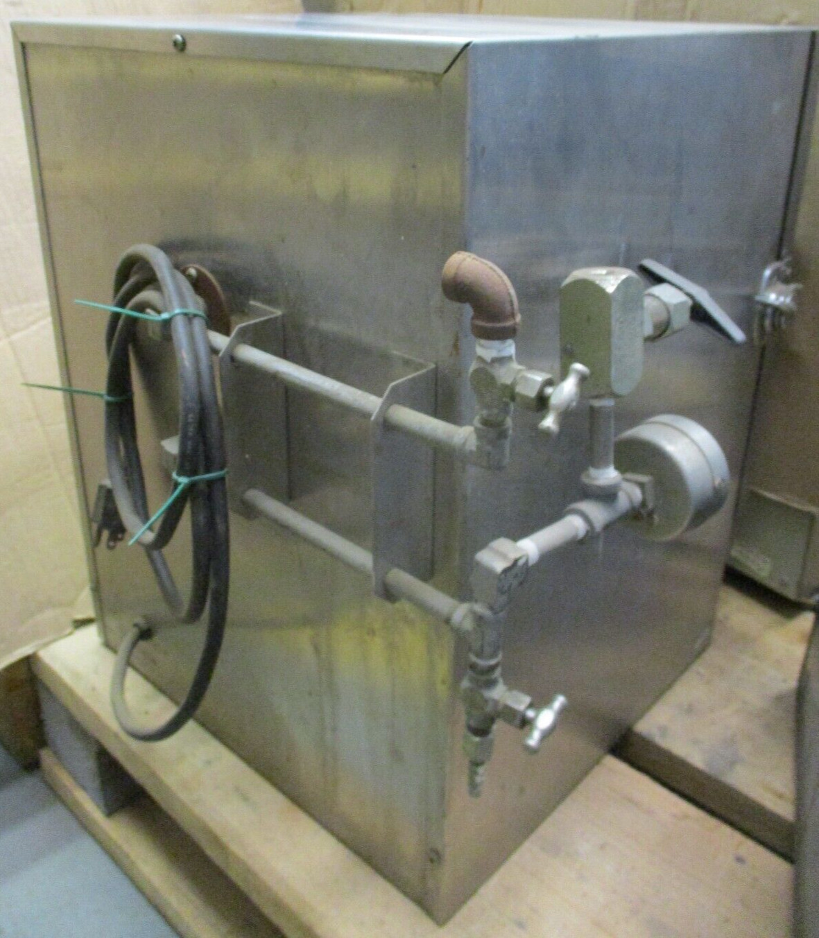 Lab Line 3615S Oven 120 Volts 750 Watts 50/60Hz A5937WVS