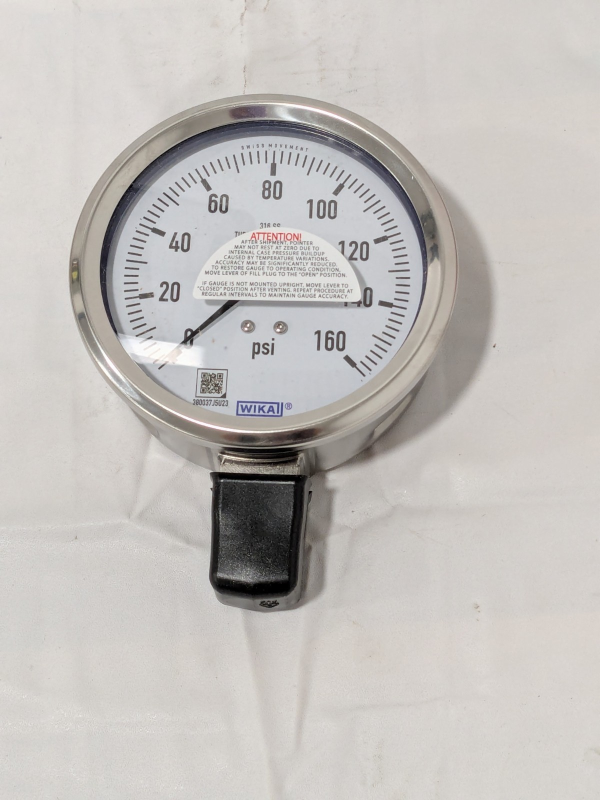 WIKA Pressure Gauge 4″ Dial, 0 to 160 psi, 1/2″ Thread, NPT Lower Mount 9768556