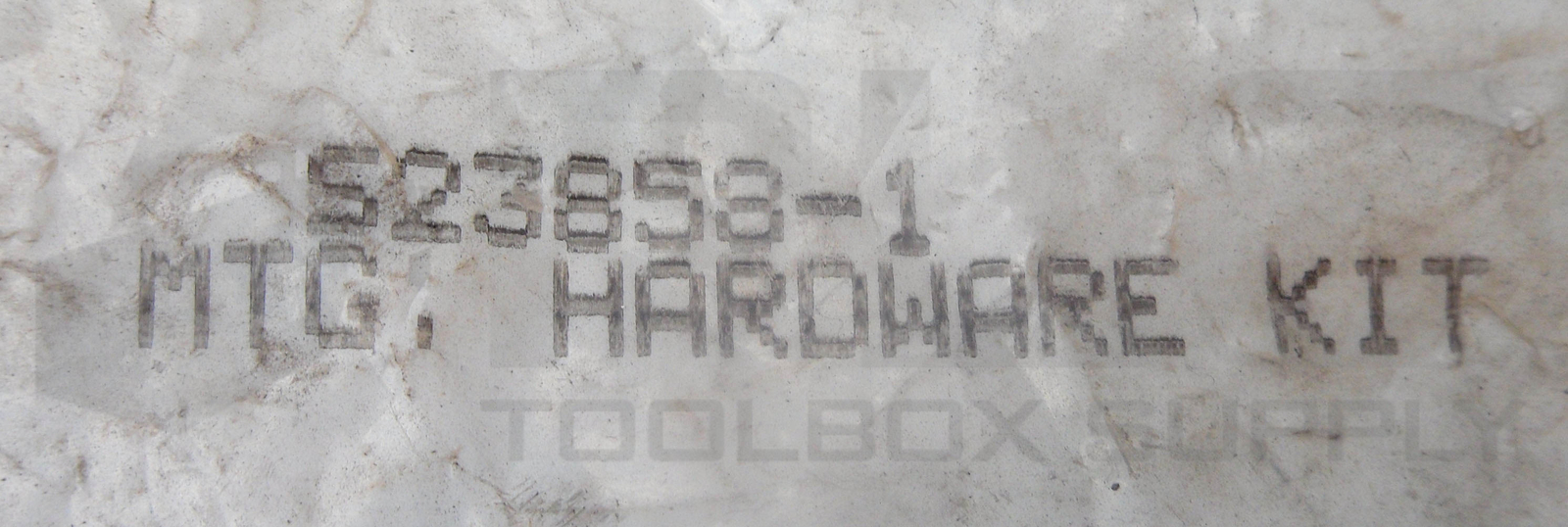 NEW SEALED LINCOLN ELECTRIC S23858-1 MTG HARDWARE KIT