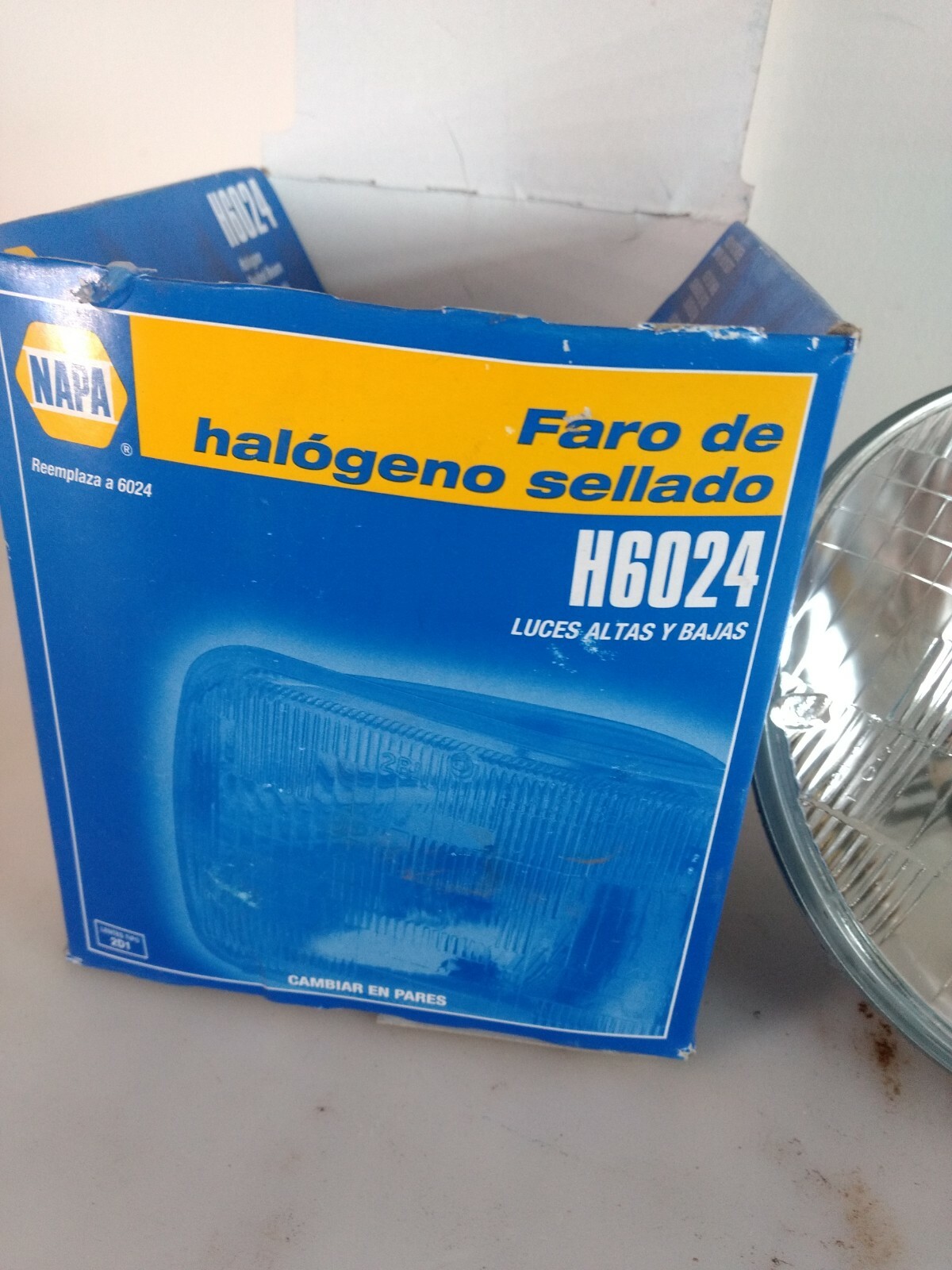 Napa Halogen Sealed Beam H6024 high/low beam headlamp lamp