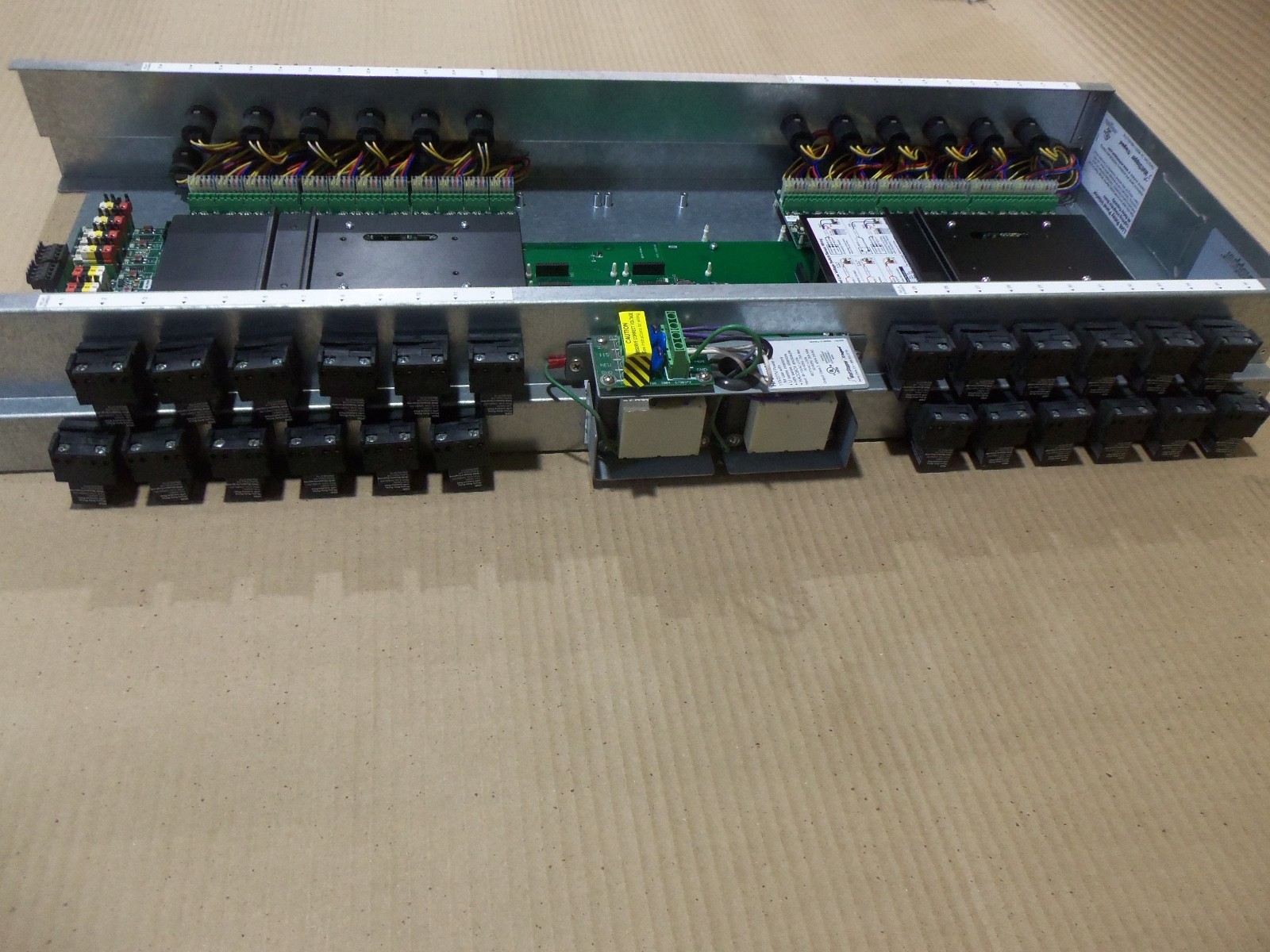 New Wattstopper LI48 115/277-48HD-1GS LI48 Relay Panel Interior