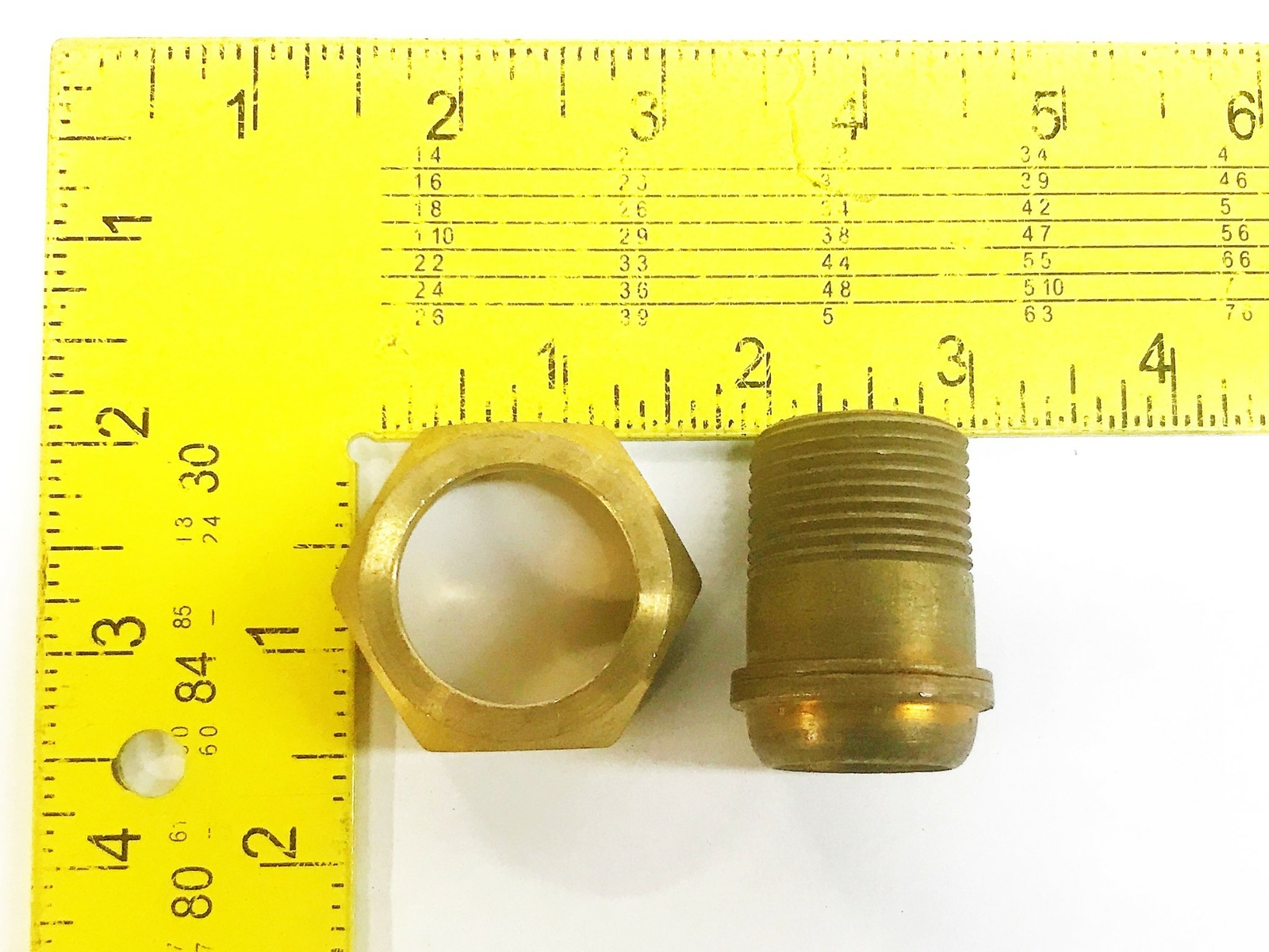 Unbranded 1-1/4″ (1″) Brass Hex Compression Tube Nut Assembly [Lot of 6] NOS