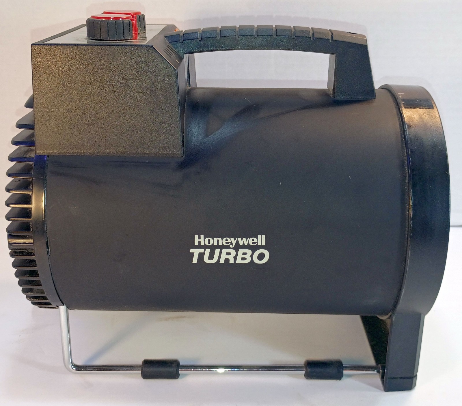 1 NEW HONEYWELL CZ-502E 2000W PORTABLE ELECTRIC FAN HEATER NIB ***MAKE OFFER***