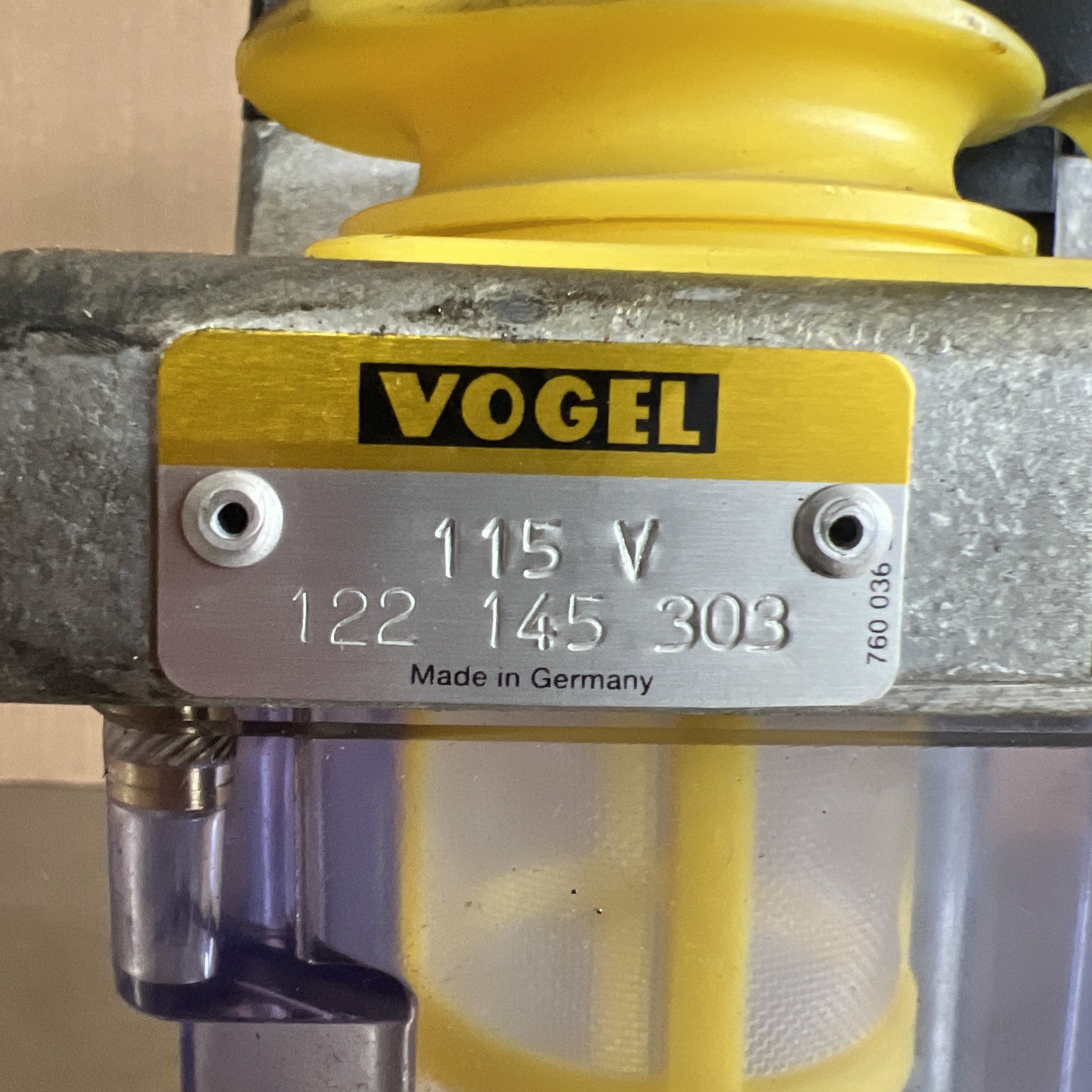 VOGEL Lube Tank 122 145 303 Nos Surplus. No Original Box. Storage Damaged. See