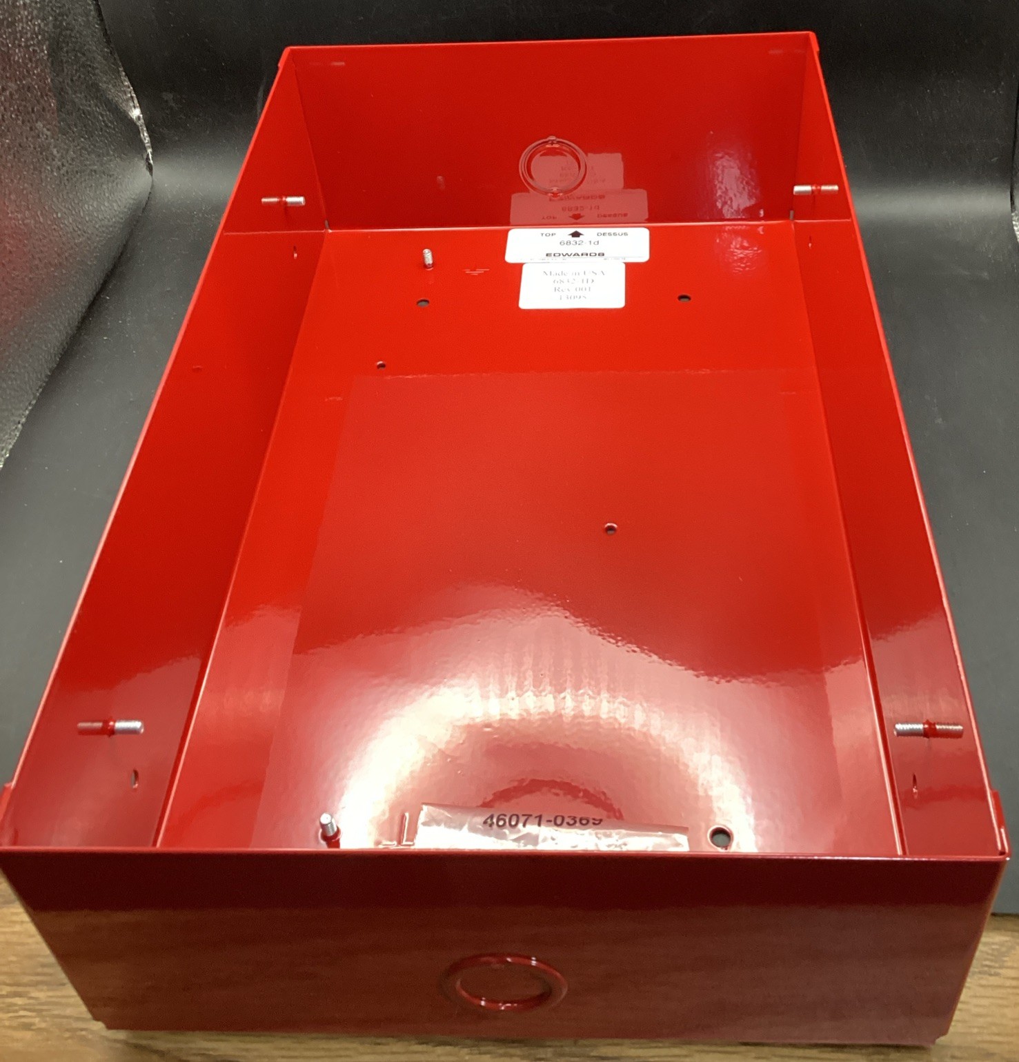 6832-1D EST Back Box Red ⚪️