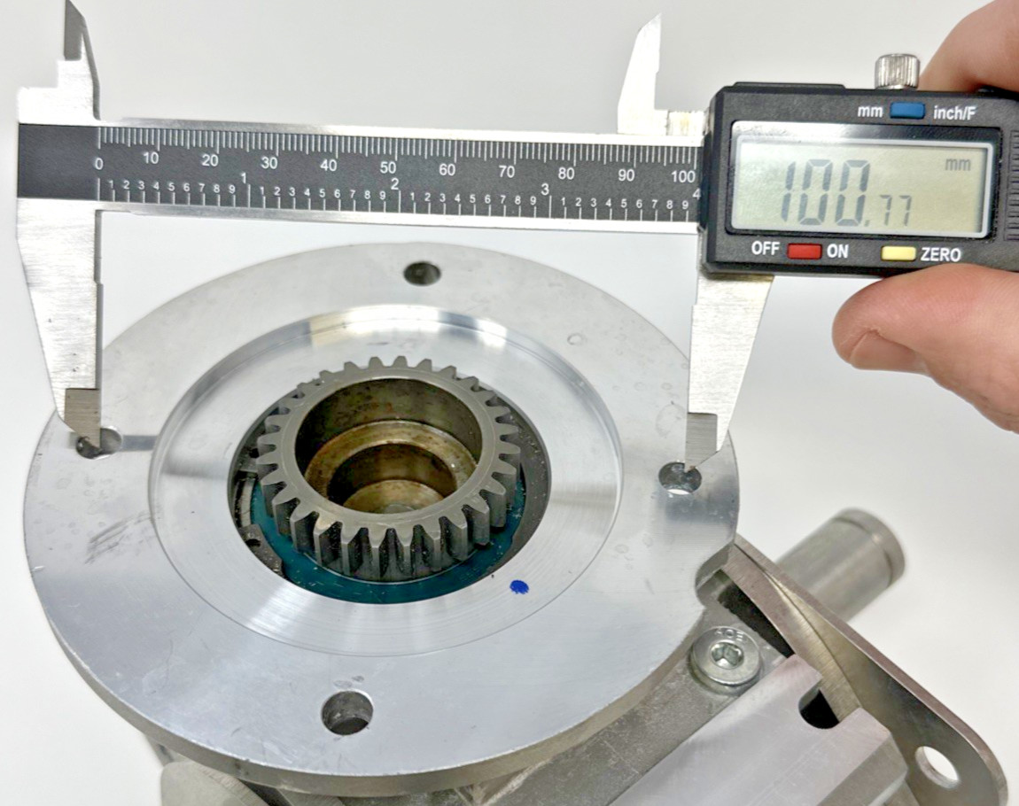 Nord SK1SI40H Worm Gear Reducer 50:1 IEC63 0.18kW 20mm Shaft