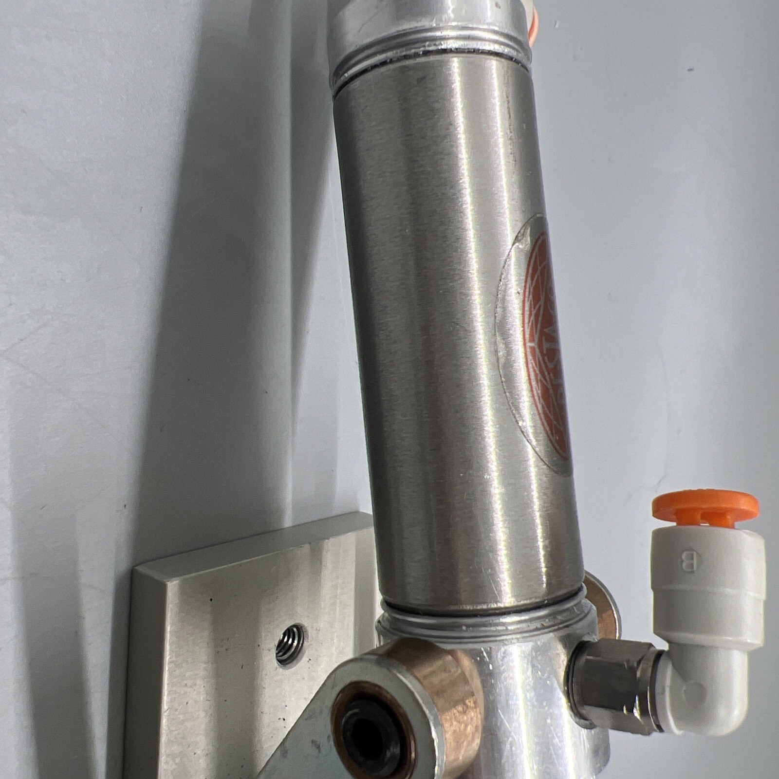 Swing Pneumatic Toggle Clamp De Sta Co 812-U / 812010 MR Hardware Cl169