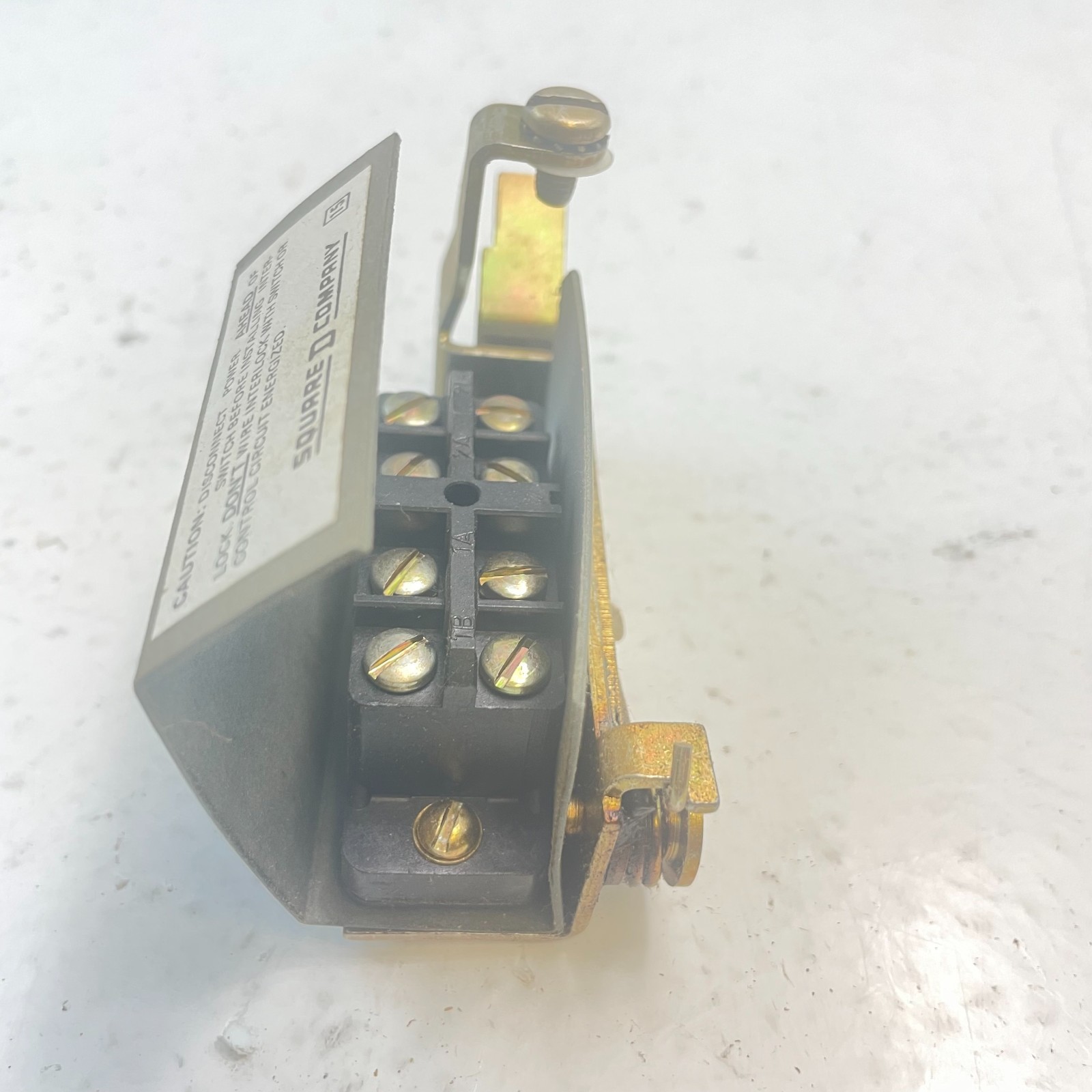 SQUARE D EK306-2 Electrical Interlock for 60A Switch 2NO 2NC