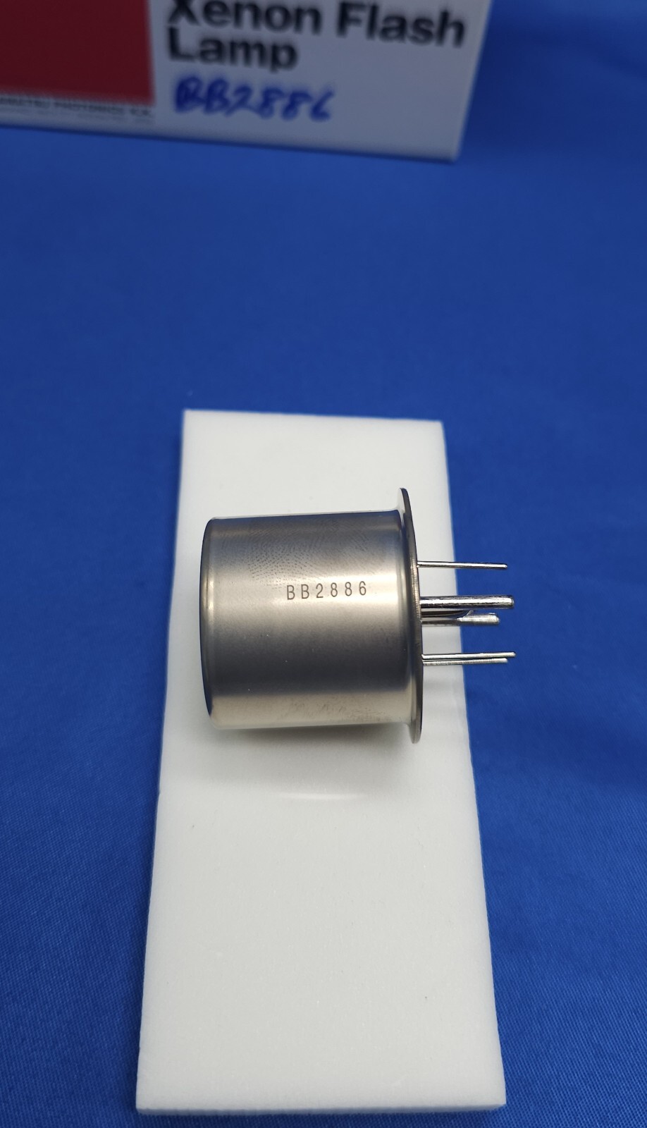 HAMAMATSU TYPE L11301 MOD-A XENON FLASH LAMP *NEW OPEN BOX* *NOS*