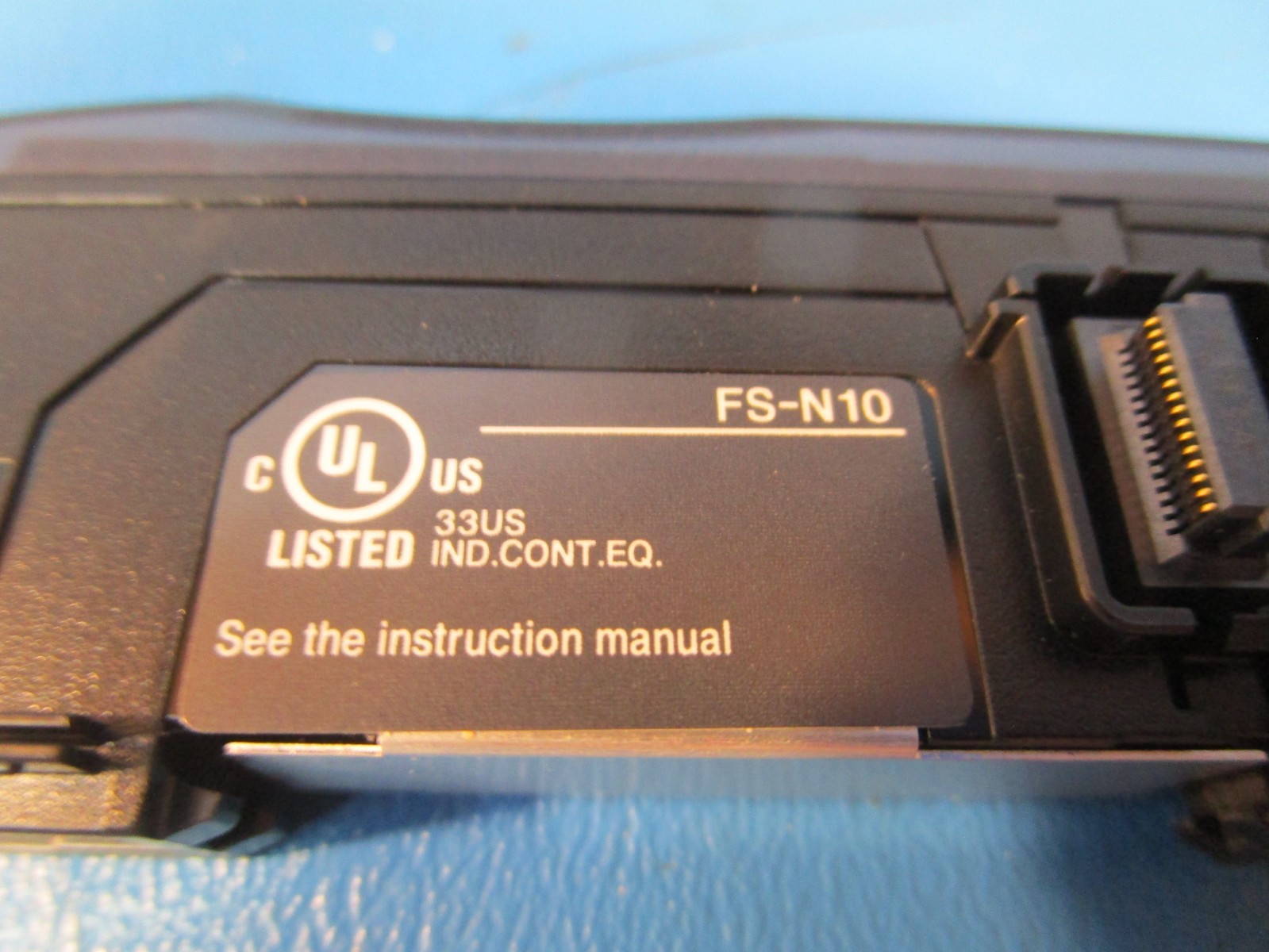 Keyence FS-N10, Digital Fiber Optic Sensors, Amplifier, Zero-Line Expansion Unit