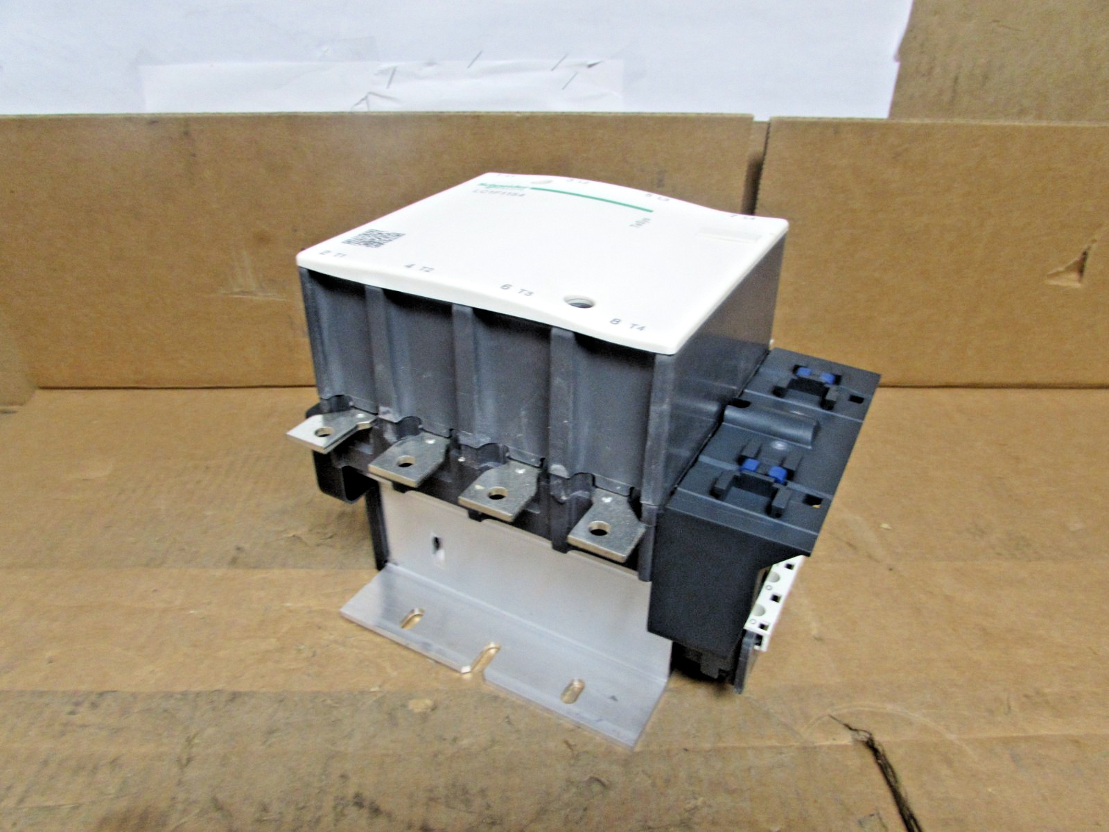 SCHNEIDER LC1F1154G7 4-POLE CONT. 200AMP COIL VOLT:110Vdc ( NEW IN BOX!!!!!!!! )