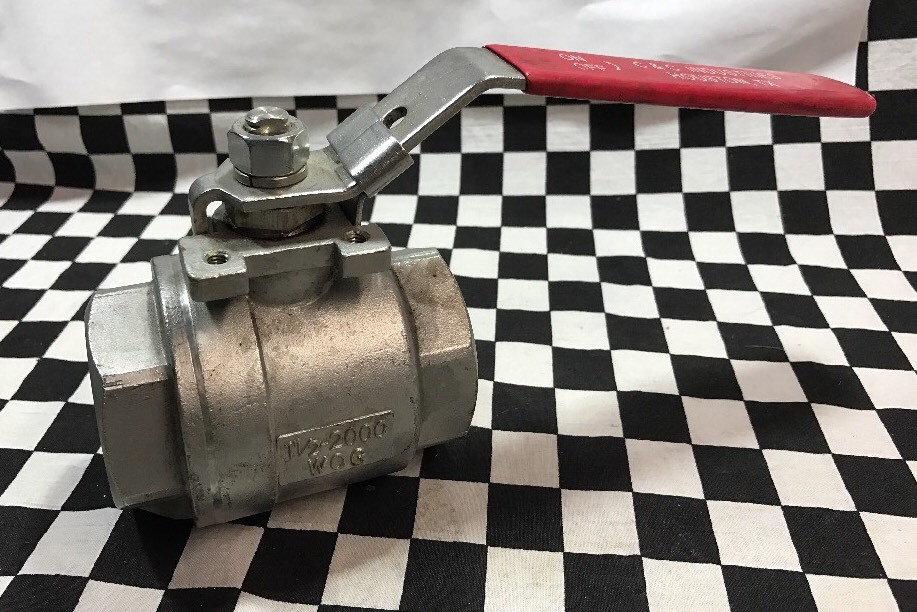 C&C INDUSTRIES BALL VALVE 1-1/2″ FNPT, CF8M, 1-1/2-2000 WOG, SHIPSAMEDAY