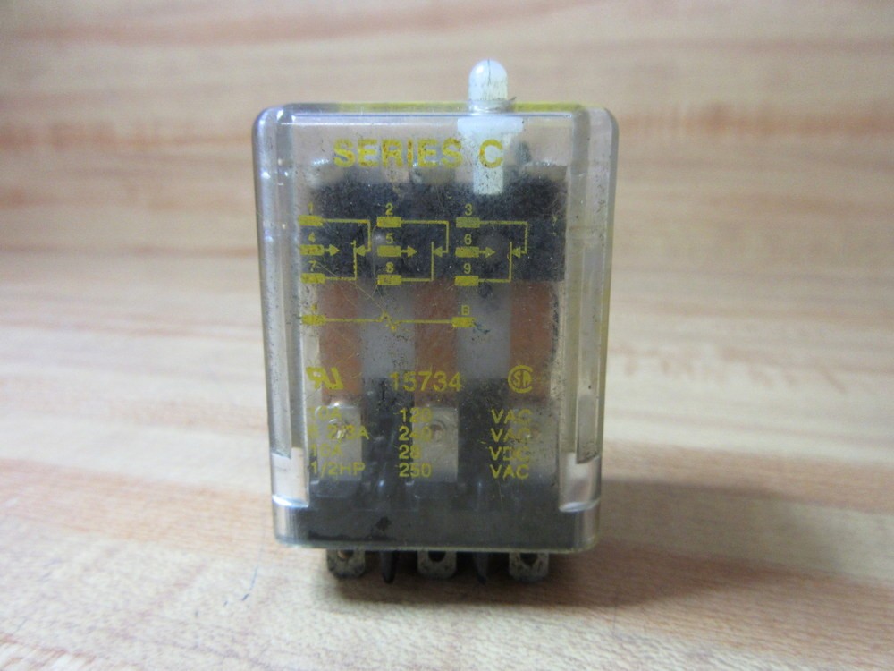 Square D 8501-KUD13M1P14V53-24V DC Relay 8501-KUD13M1P14V53 Series C