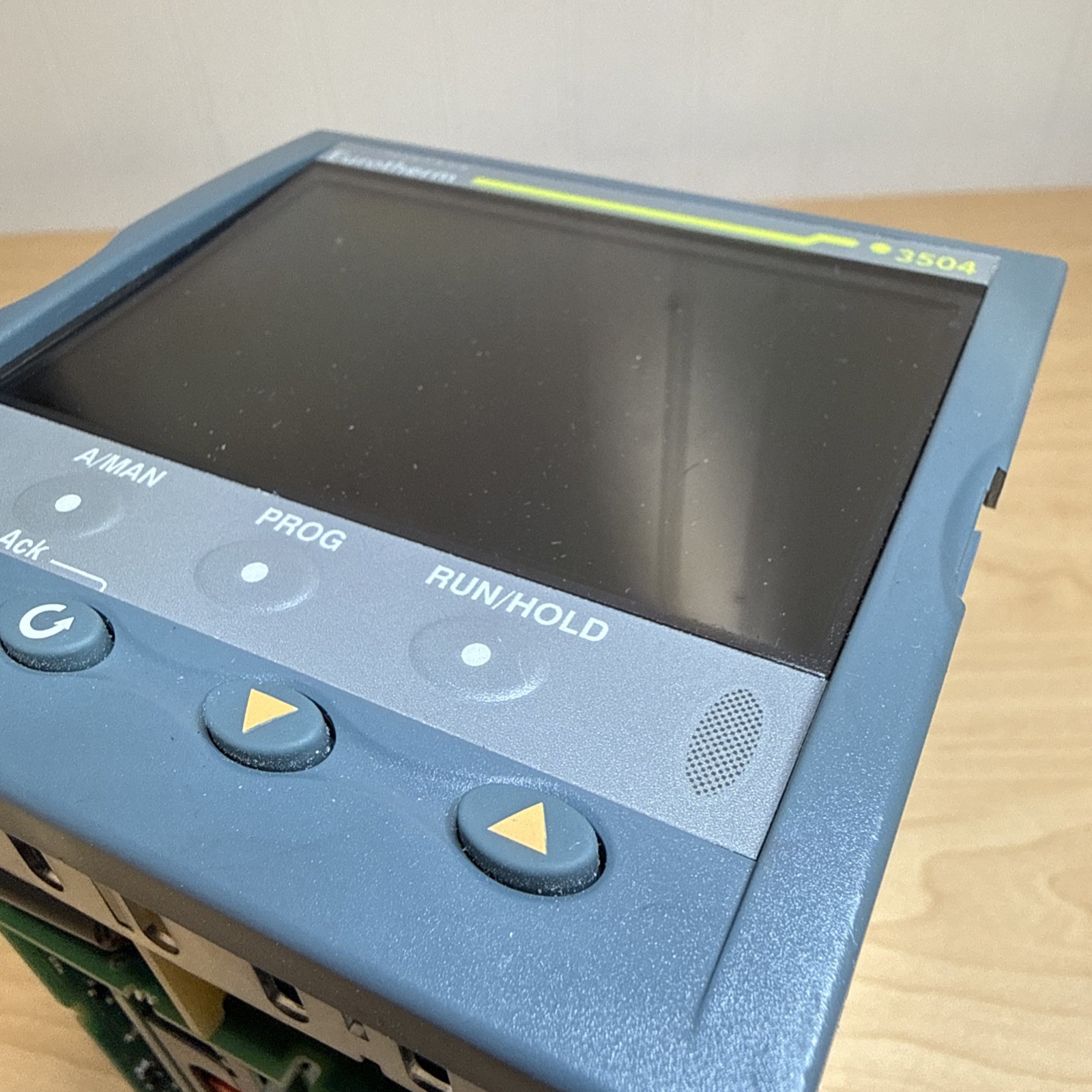 Invensys Eurotherm 3504 Temperature Controller TM0168AGFWUBMA-1 P-2 Temp Module