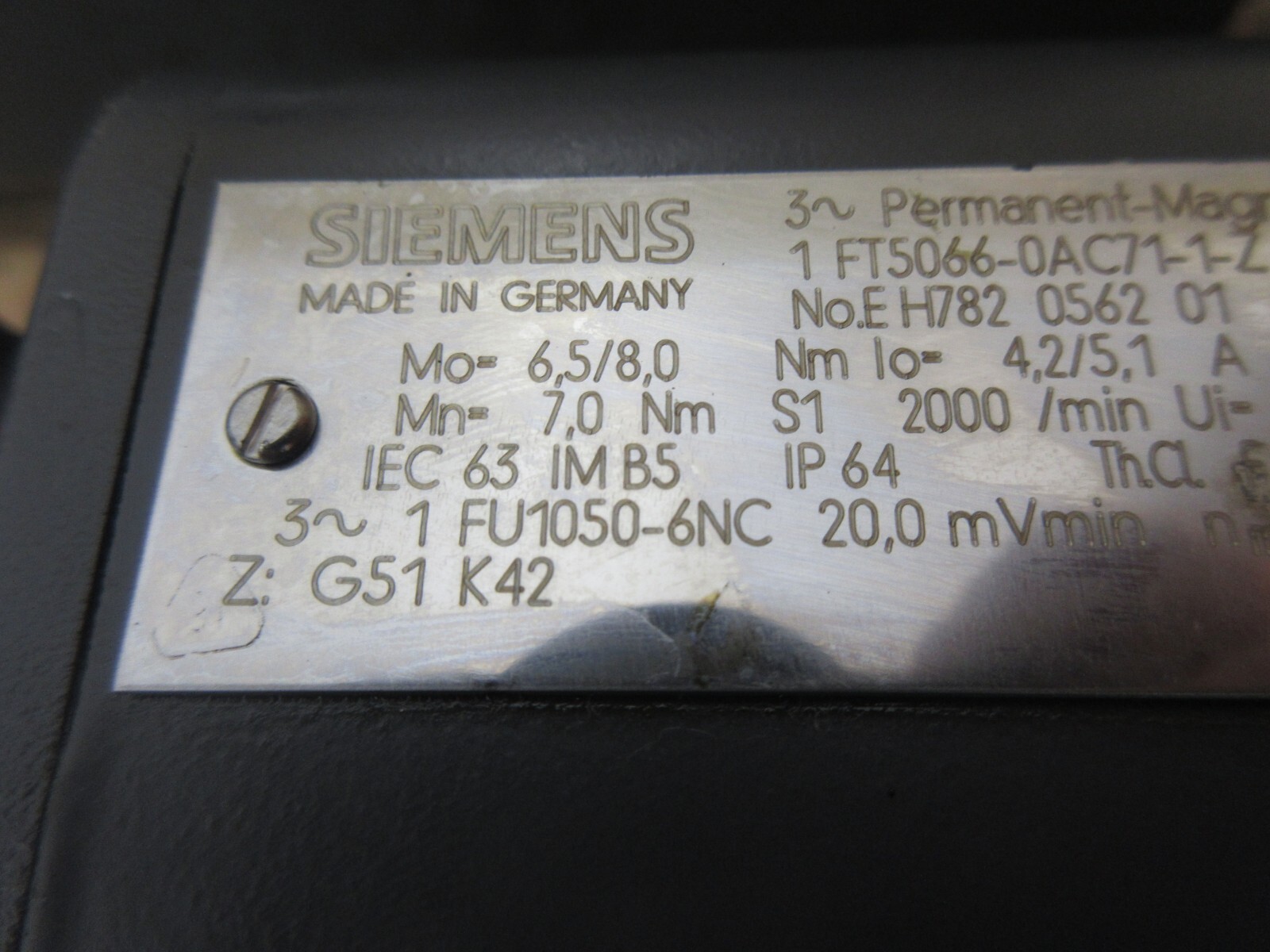 SPECIAL PRICE SIEMENS MOTOR 1 FT5066-0AC71-1-Z E H782 0562 01 1FU1050-6NC EACH 1