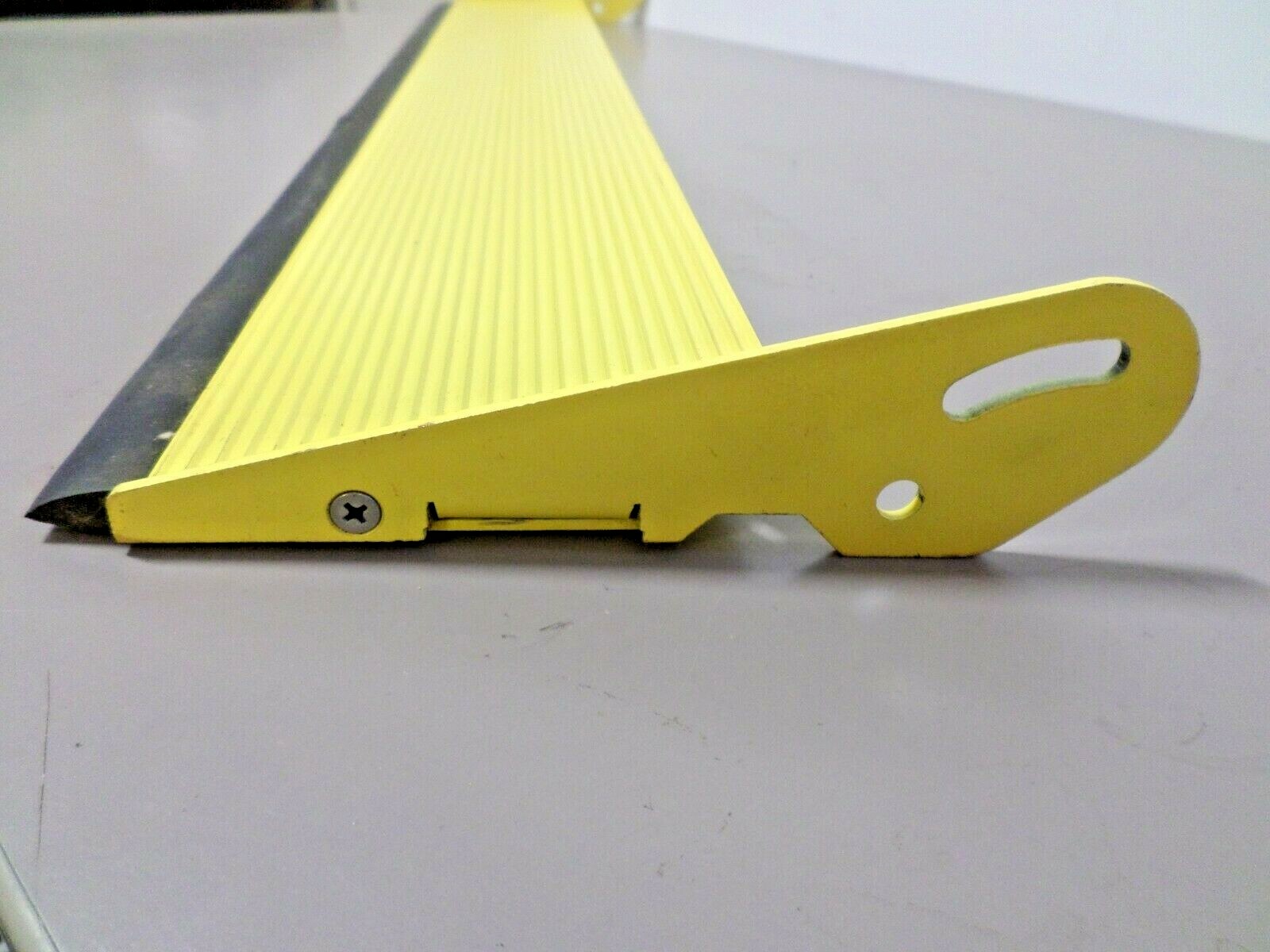 Safety Yellow 35″ x 5-1/2″ Aluminum Flip-Up Threshold