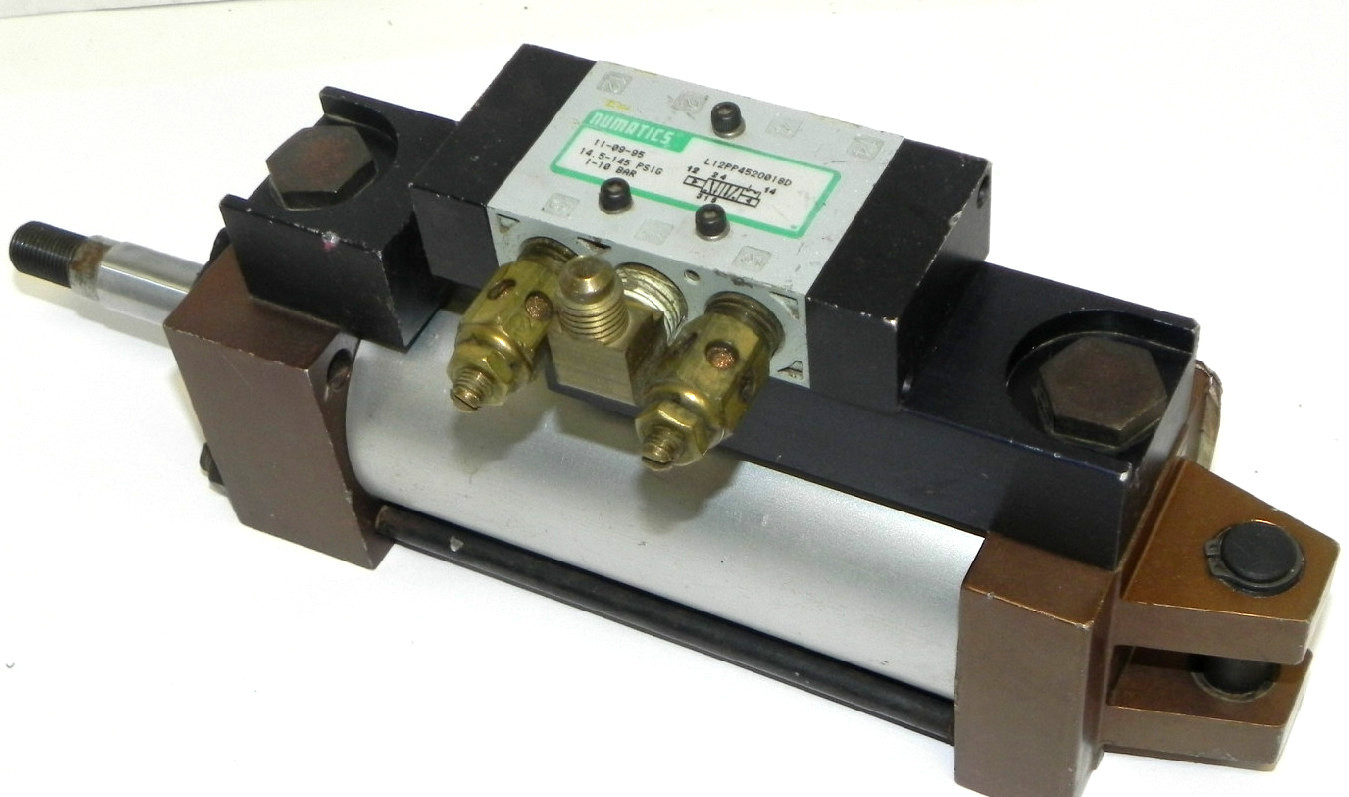 NUMATICS ACTUATOR N10577 W/ L12PP452O018D VALVE