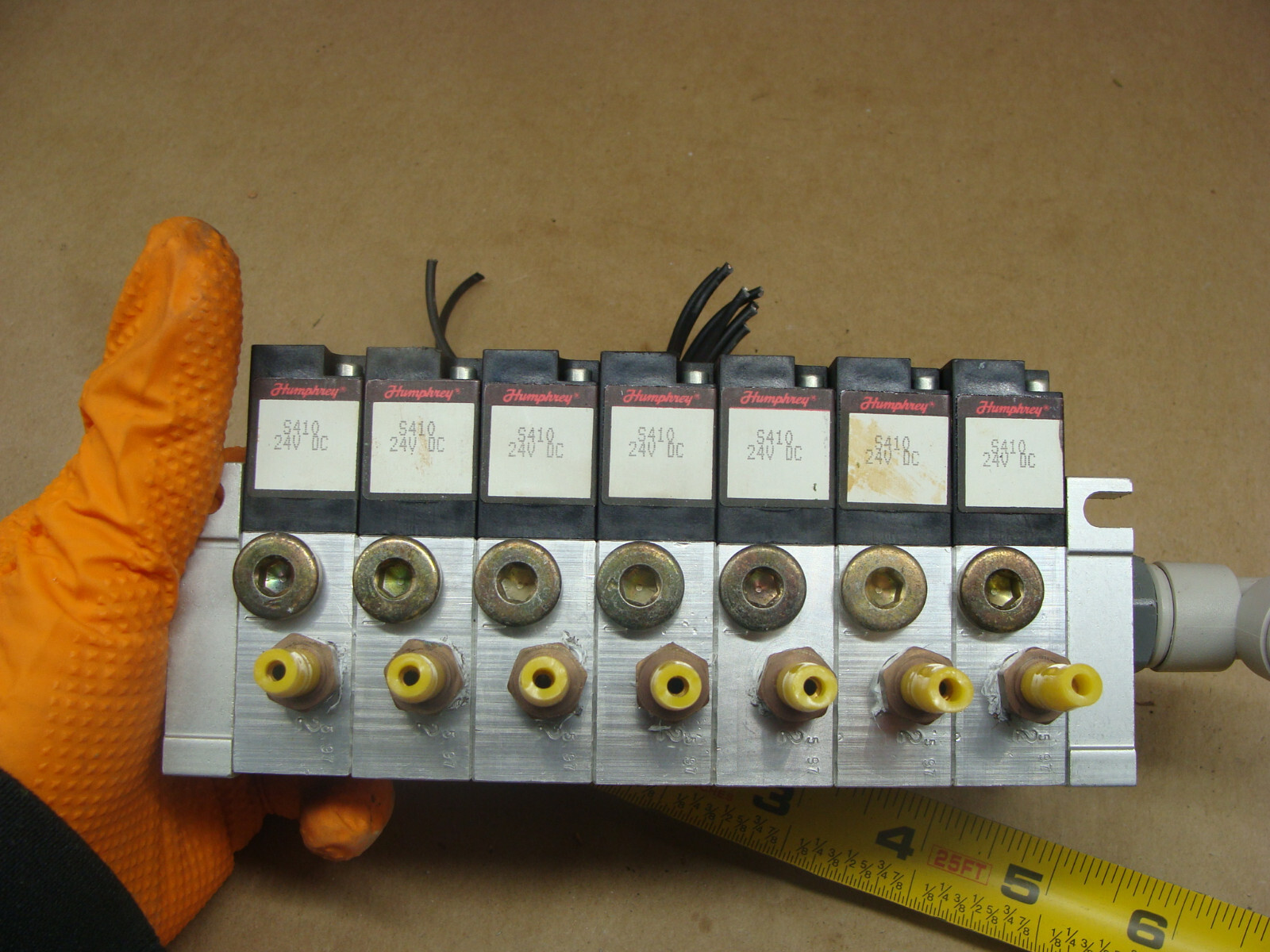 HUMPHREY S410 24 VDC 7 SOLENOID VALVE BLOCK