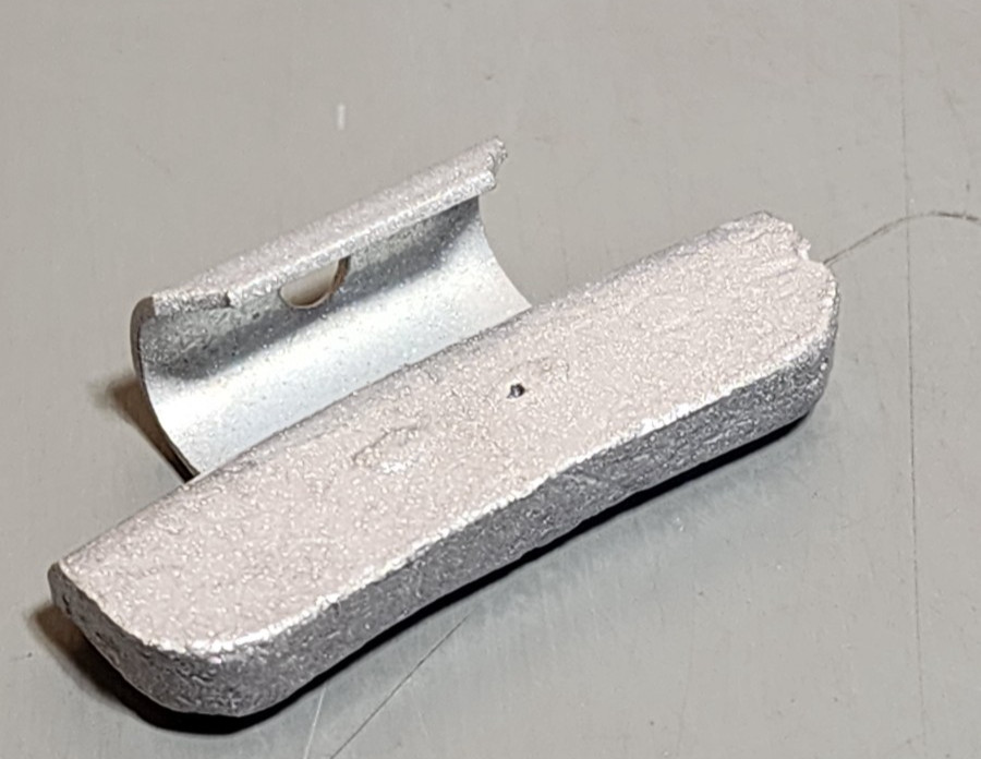 PERFECT EQUIPMENT P69300 Wheel Weights 30 Grams (Qty 50)