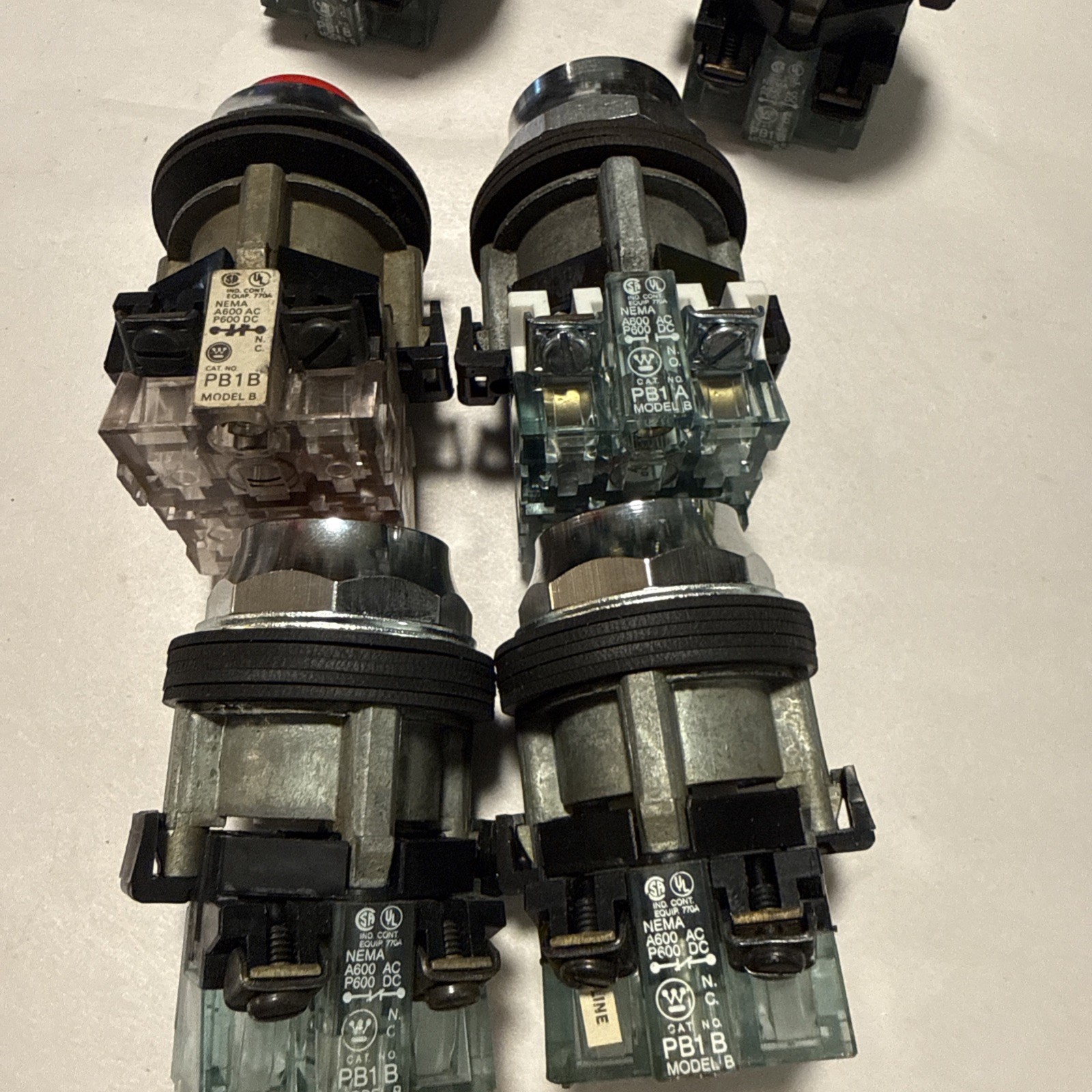 Lot of 7 Westinghouse C950303 Pushbutton Operators PB1A PB1B Flush & Extended