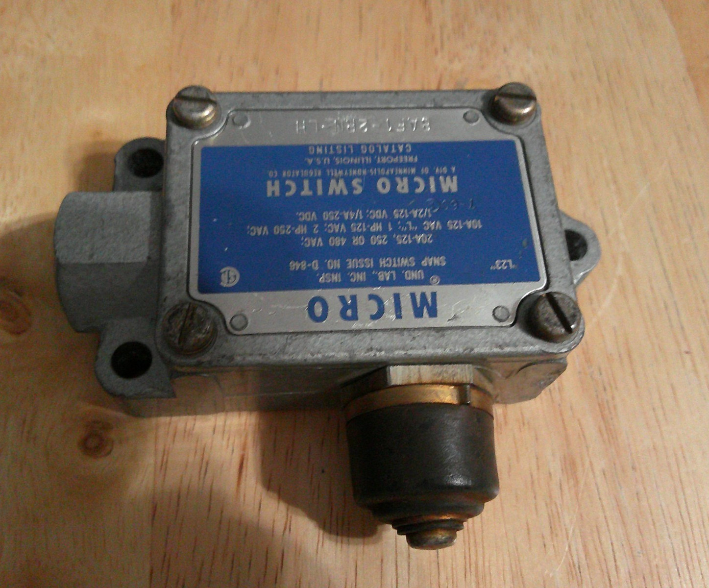 MICROSWITCH BAF1-2RN-LH SNAP LIMIT SWITCH 20A
