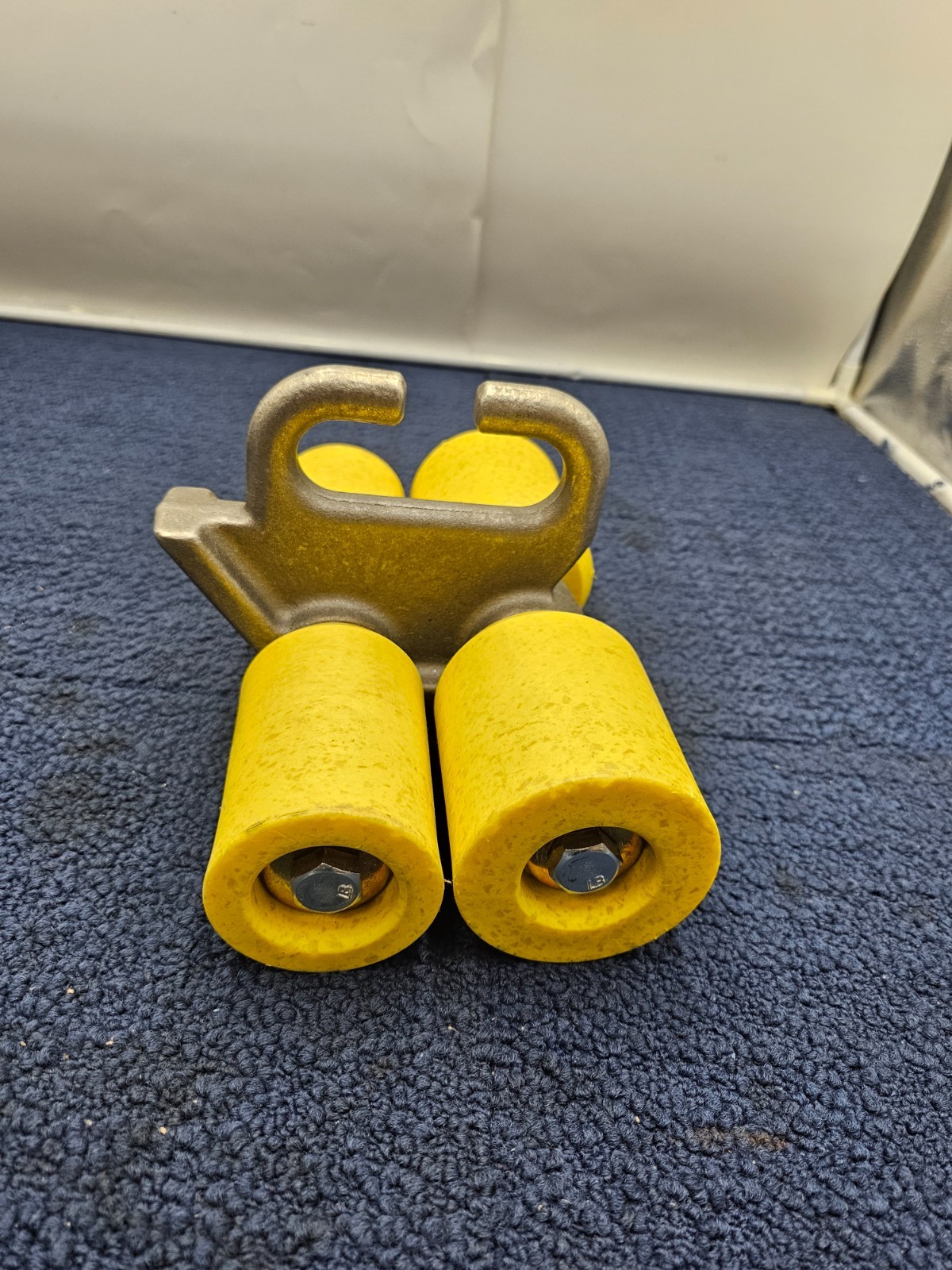 Sonny’s US9452740B1 Roller Assembly 4Wheel w/Chain Link For Air Take-Up Conveyor