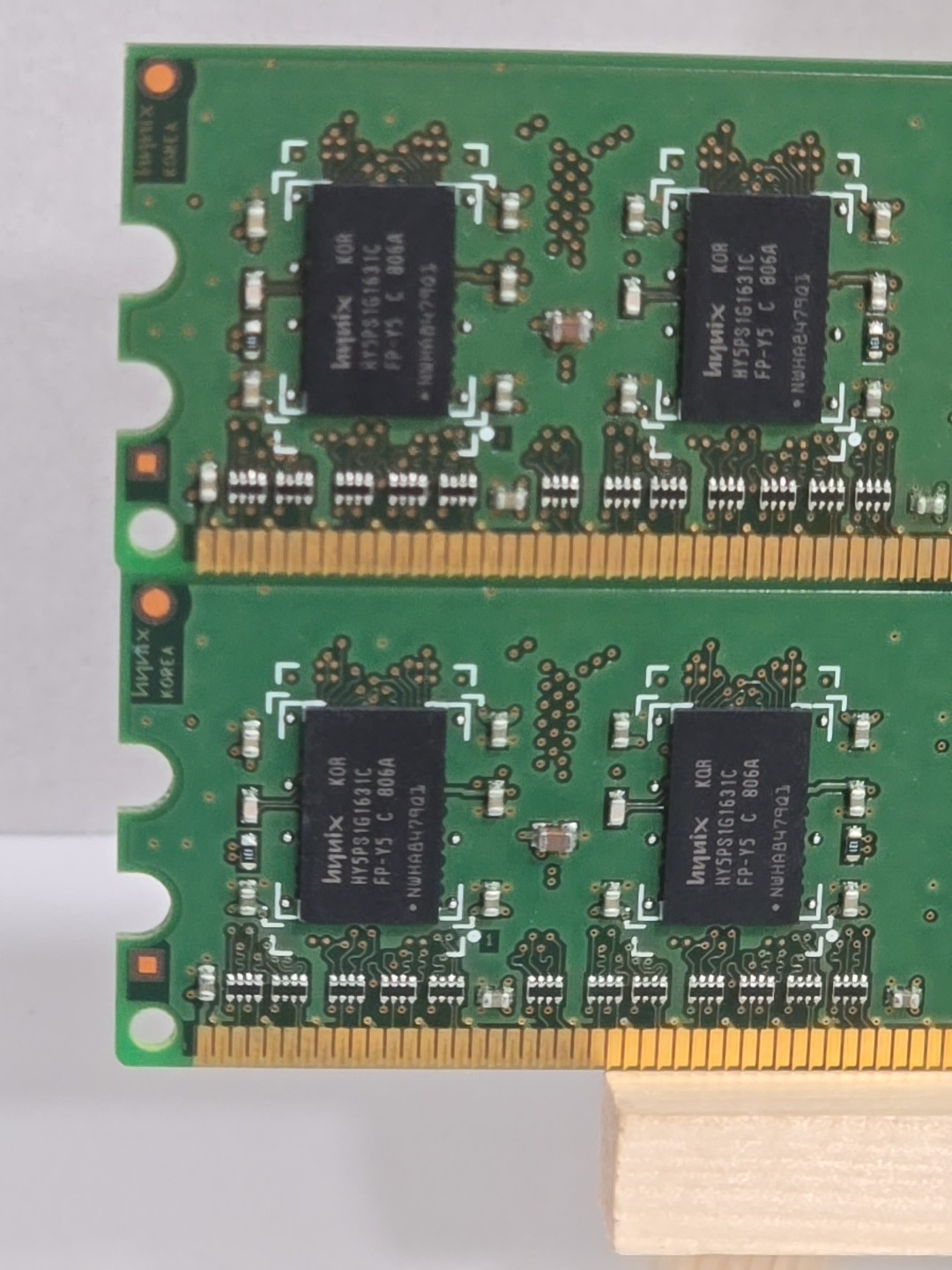 🔥 Lot of 2 Hynix 512MB 1Rx16 PC2-5300U-555-12 Module HYMP164U64CP6-Y5 AB RAM