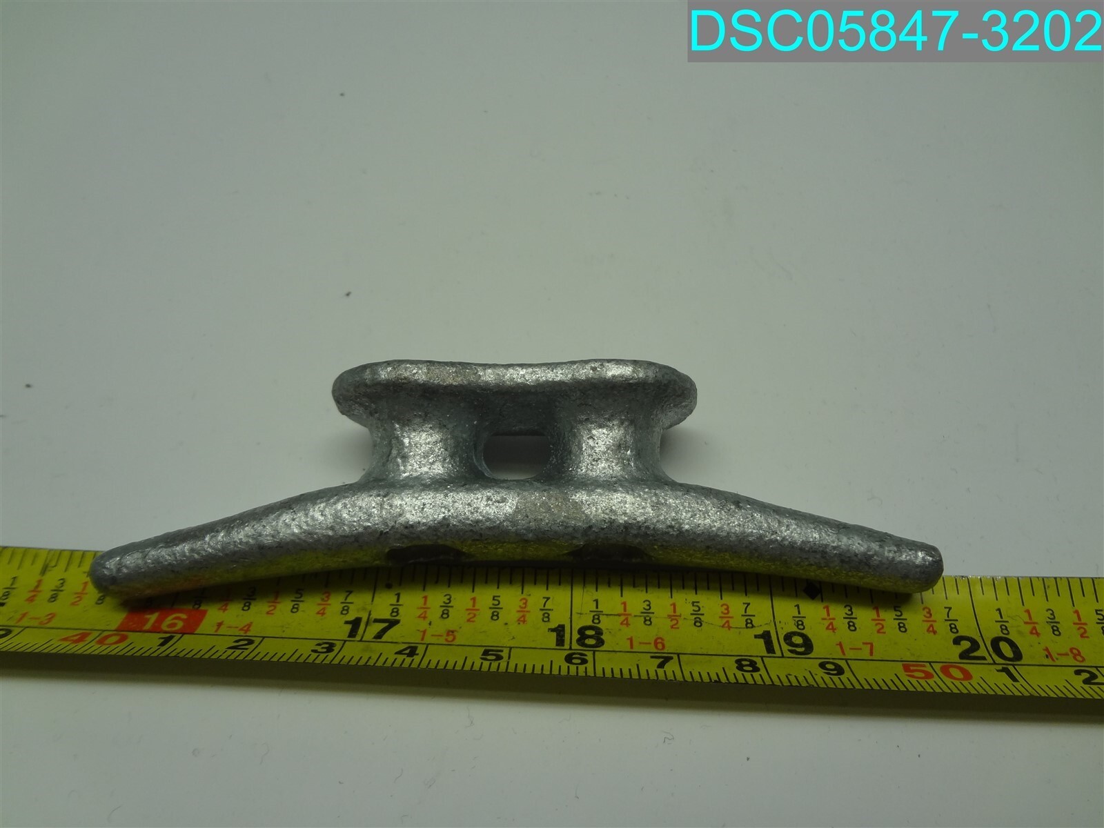 QTY=7: 4″ X 1-1/8″ TWO HOLE FLAT DOCK CLEAT GALVANIZED STEEL
