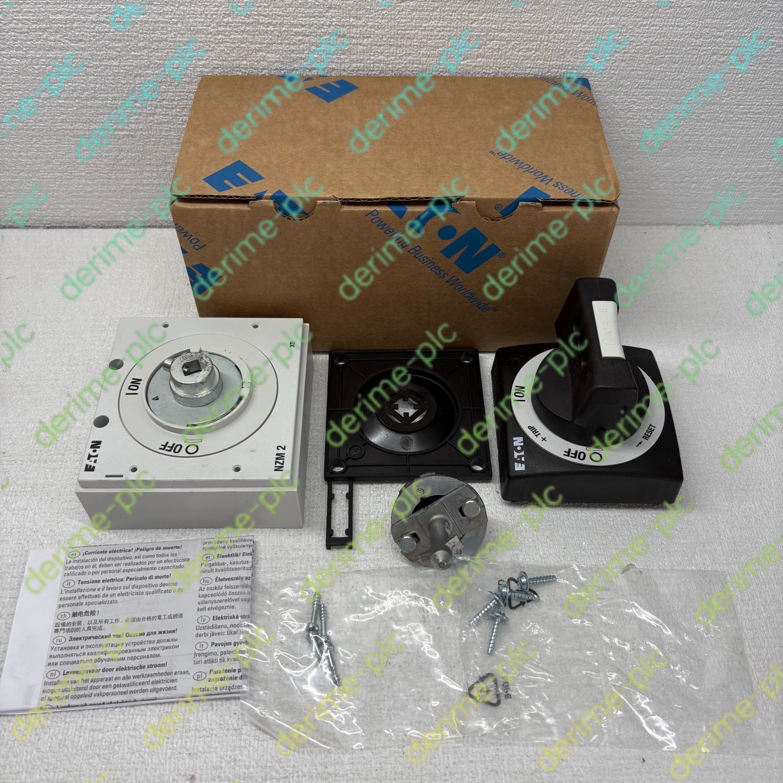 1pcs new Eaton NZM2-XTVD-60 lever key