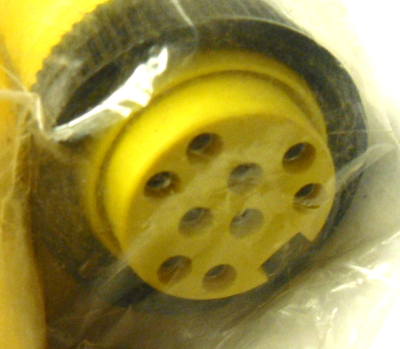 NEW WOODHEAD 309000A01F300 REPLACES 47053 MC 9P FP 30′ 16/9 PVC