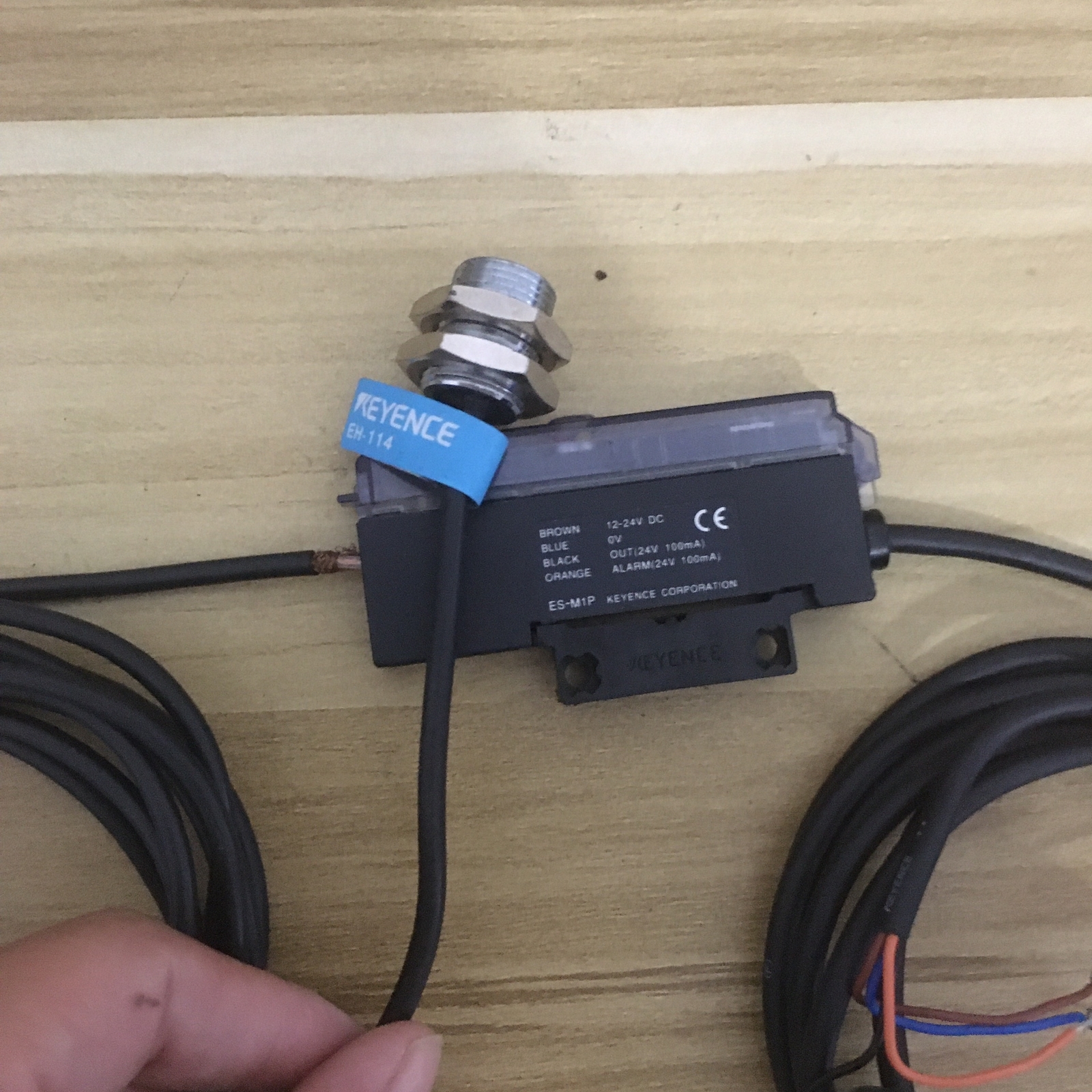one KEYENCE EH-114 ES-M1P Accept counteroffer