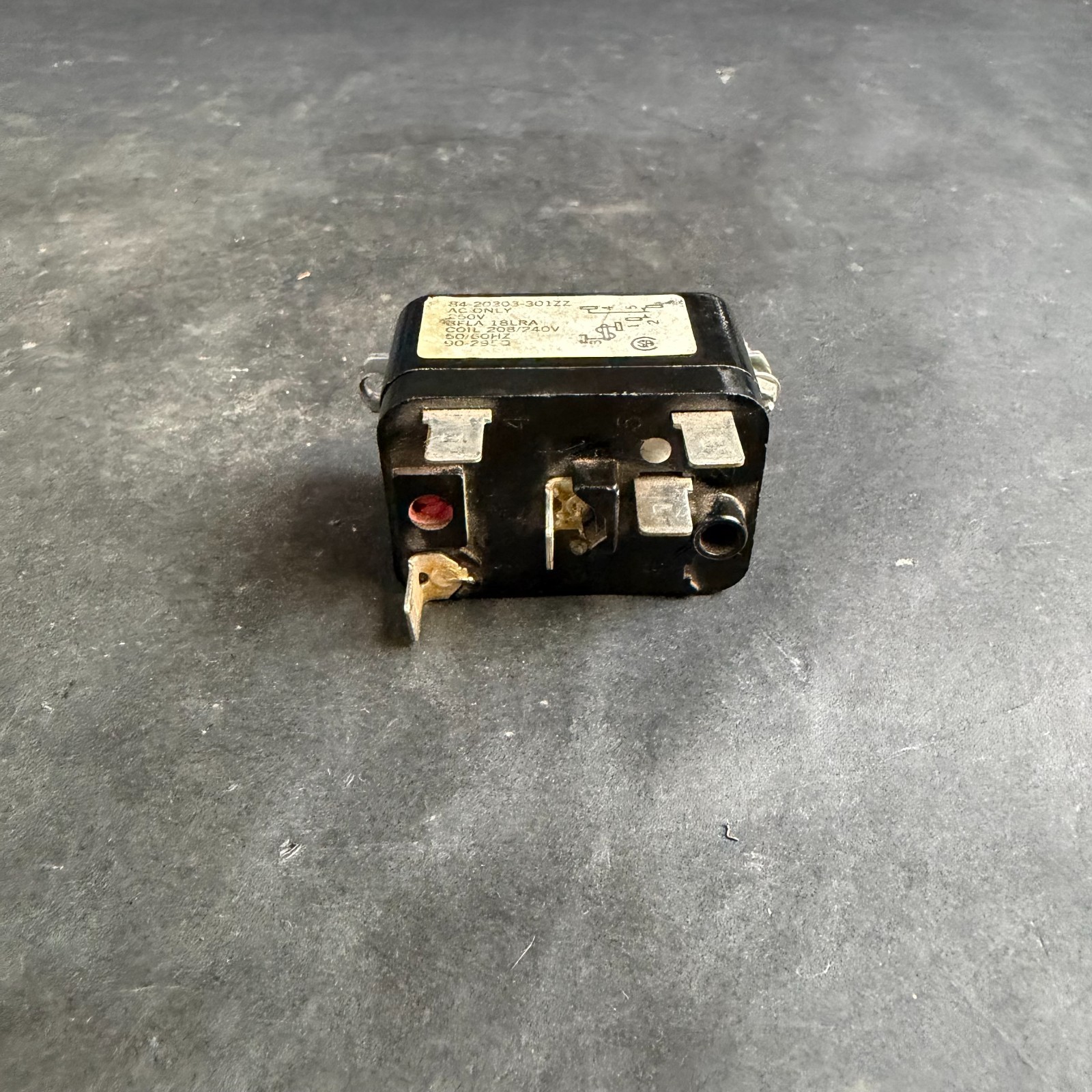 UNBRANDED 84-20303-301ZZ FAN RELAY ($15 OBO)