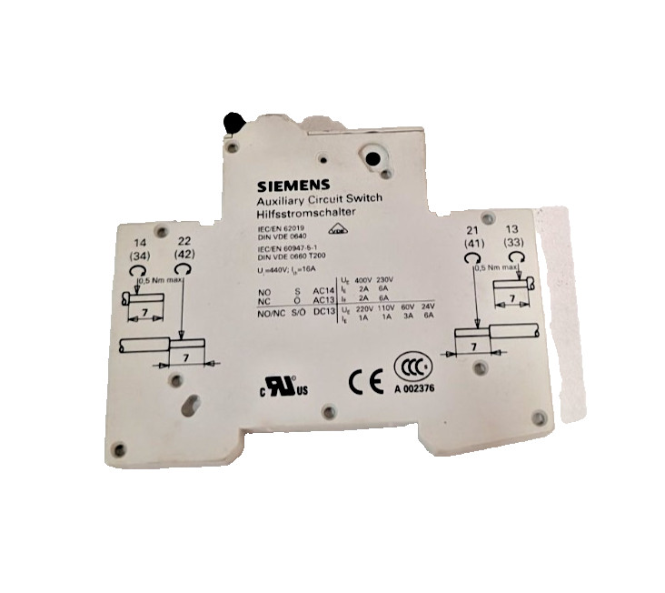 *NEW IN BOX* Siemens 5ST3010 Auxiliary Circuit Switch 5ST3 010
