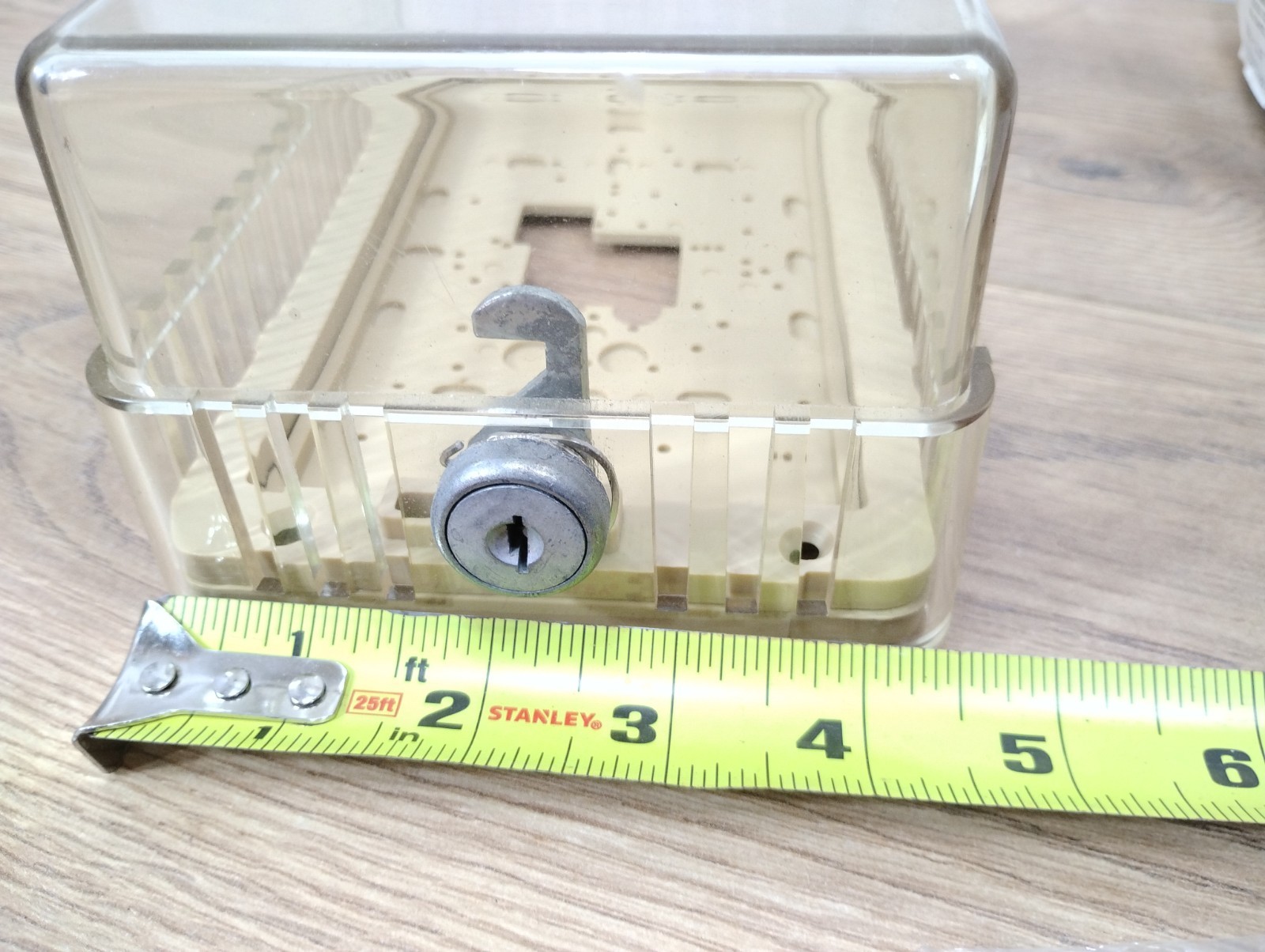 NEW BEKO SQUARE THERMOSTAT GUARD WITH KEY THERMOSTAT COVER LOCK BOX