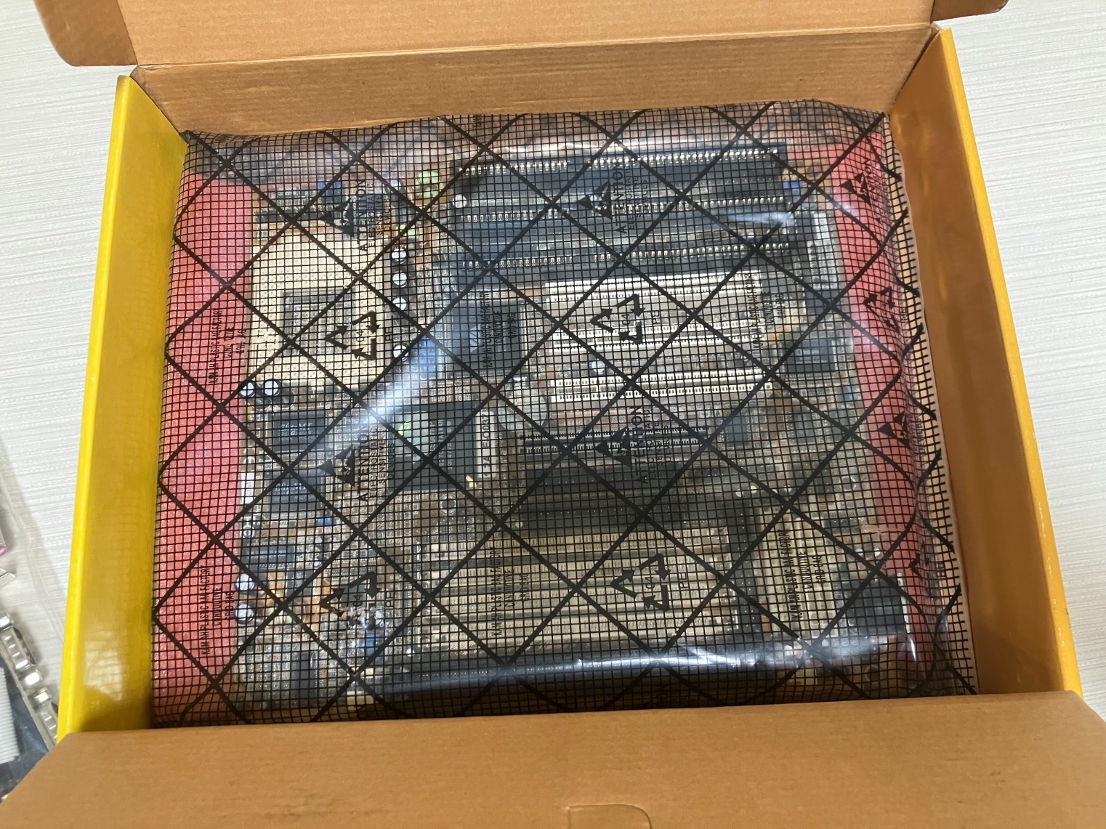 New Old Stock! FIC 1st Mainboard Socket 7 Motherboard VA-503+ MVP3 Chipset NOS