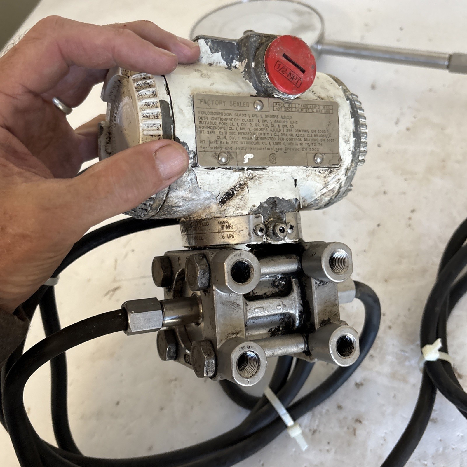 Hart 264DRFSRRRA1 Pressure Transmitter With Stainless Steel Sensors