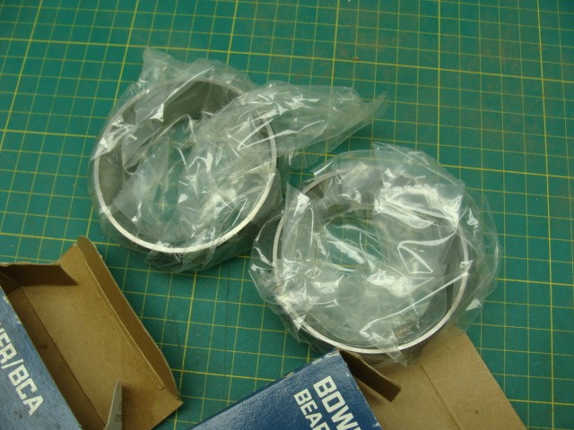 LOT OF 2 GENUINE BOWER BCA TAPERED ROLLER BEARINGS 31520 3″OD 0.9375″WIDTH