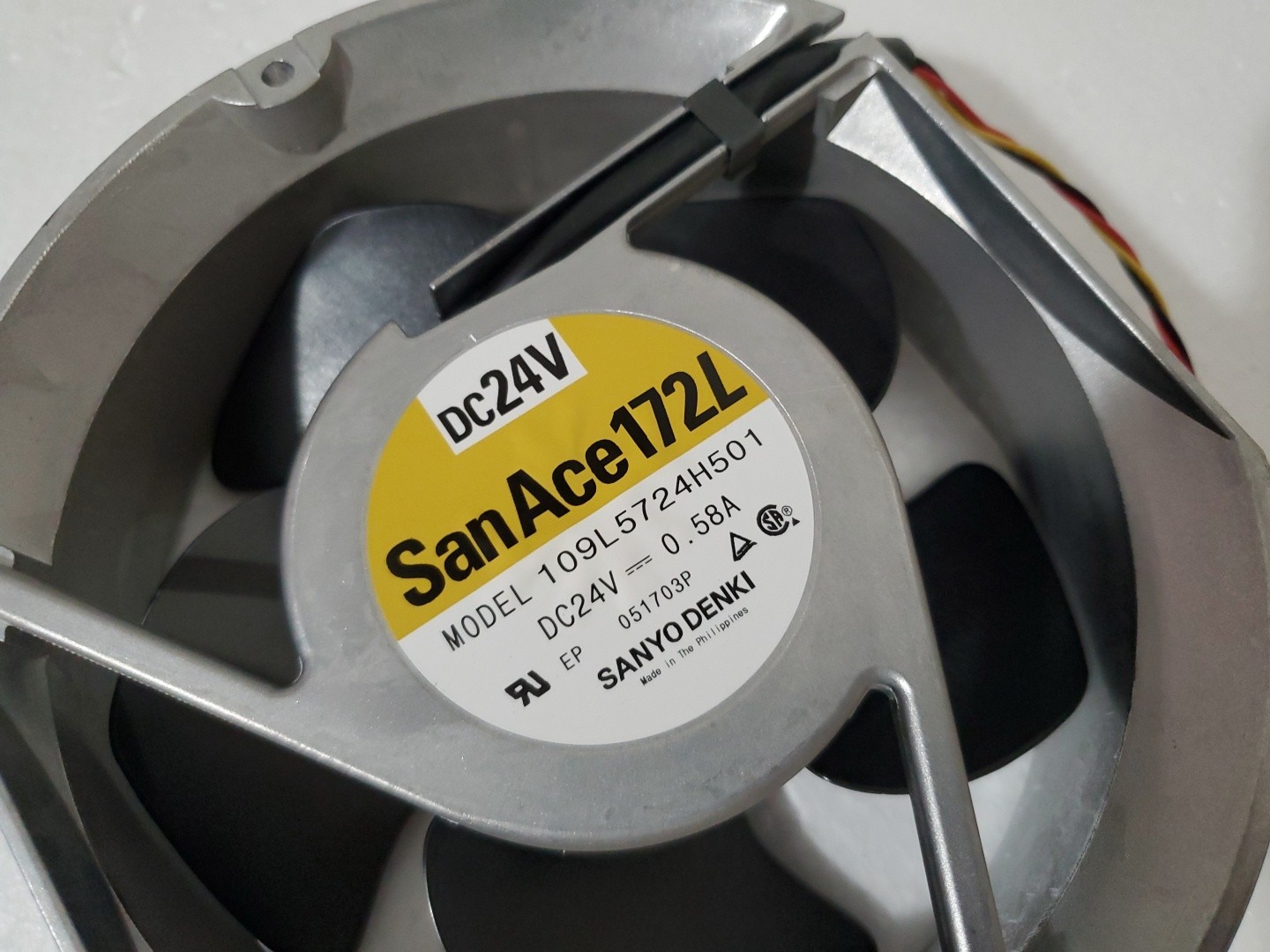 Sanyo Denki SanAce172L Model 109L5724H501 DC24V 0.58A Cooling Fan – USA SELLER