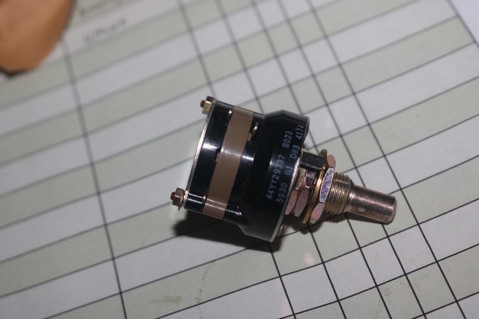 NOS GrayHill potentiometer rotary switch PN 44yy2933y 5930-01-083-4174