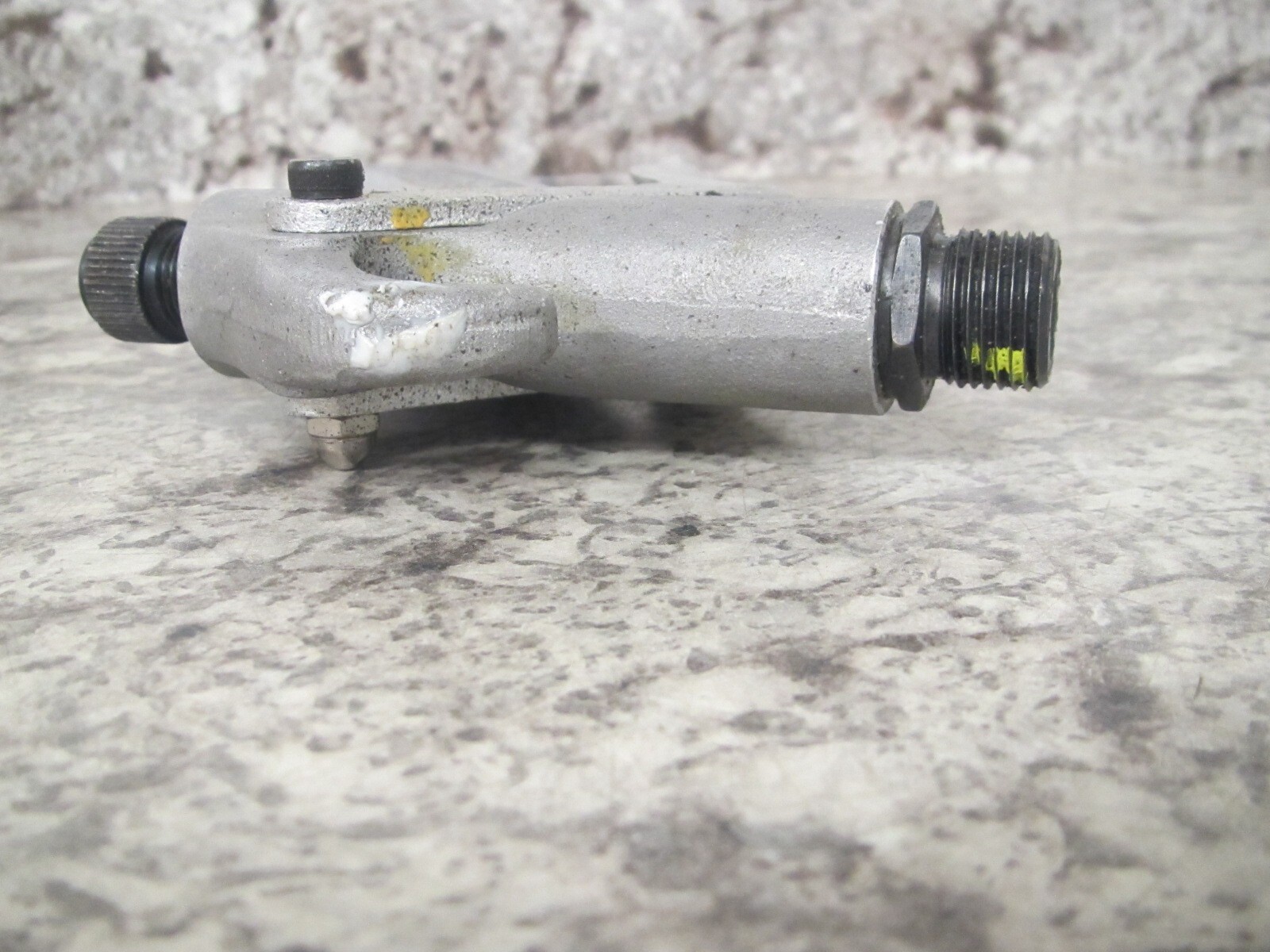 JOHNSTONE PUMP CO FLOW PUMP SPRAY GUN 24387 USED FREE SHIPPING