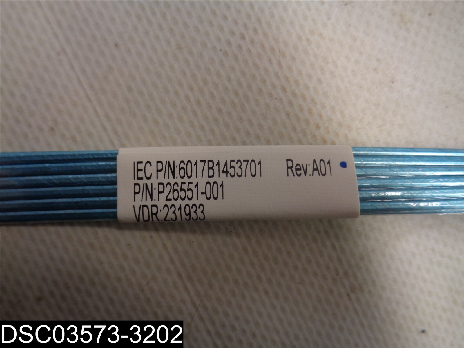 QTY=100 (10 Bndl x 10) P26551-001 Backplane To Type-P Controller Cable