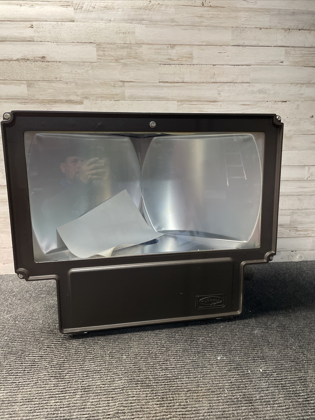 Hubbell Magnuliter Floodlight MVL-1000H-168 1000W Lamp Type MH